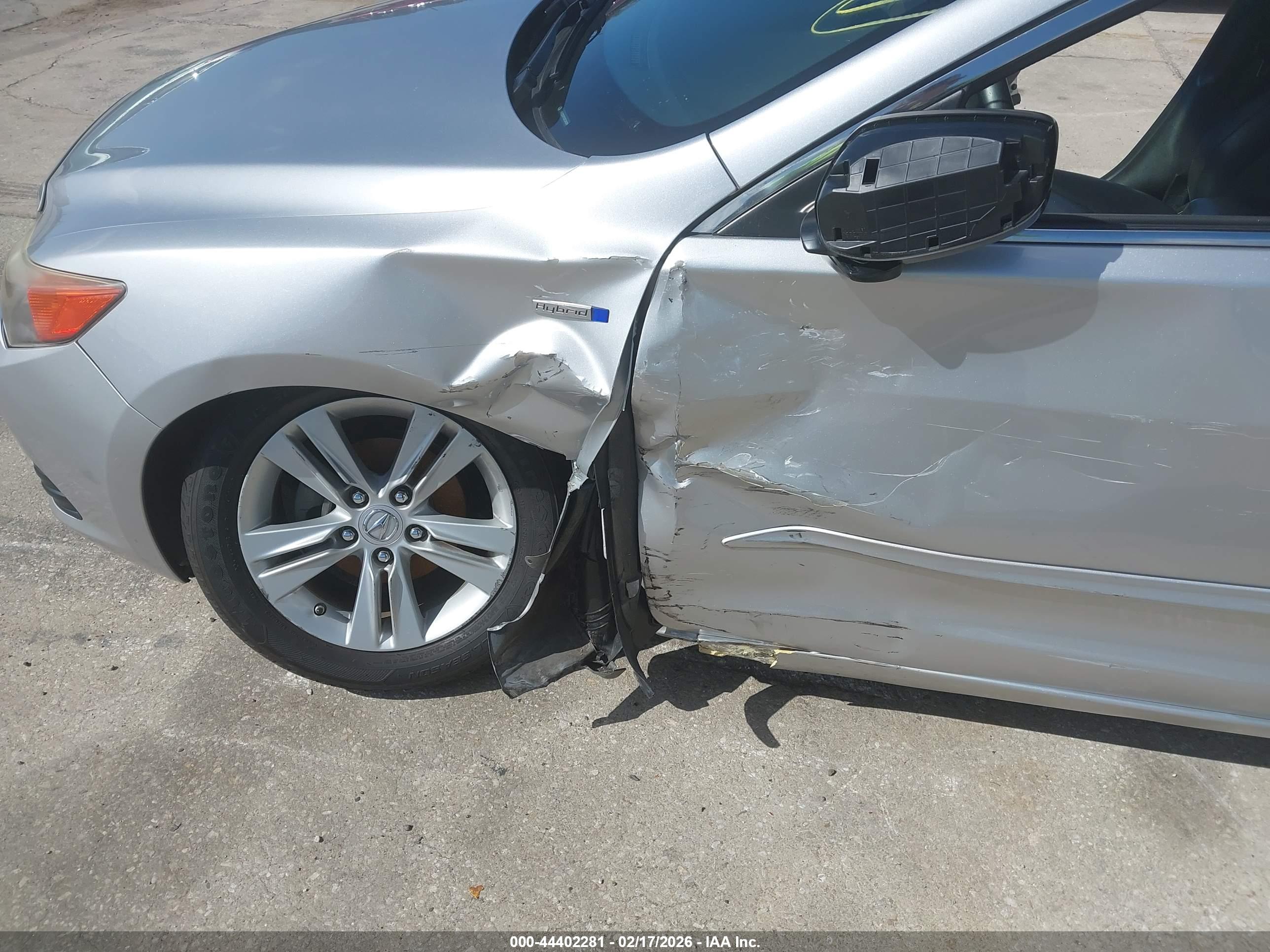 ACURA ILX image 6