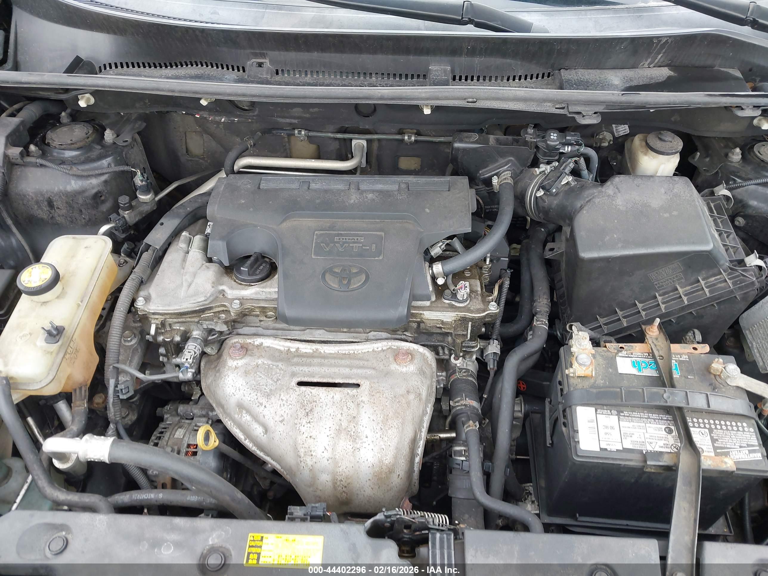 TOYOTA RAV4 image 10