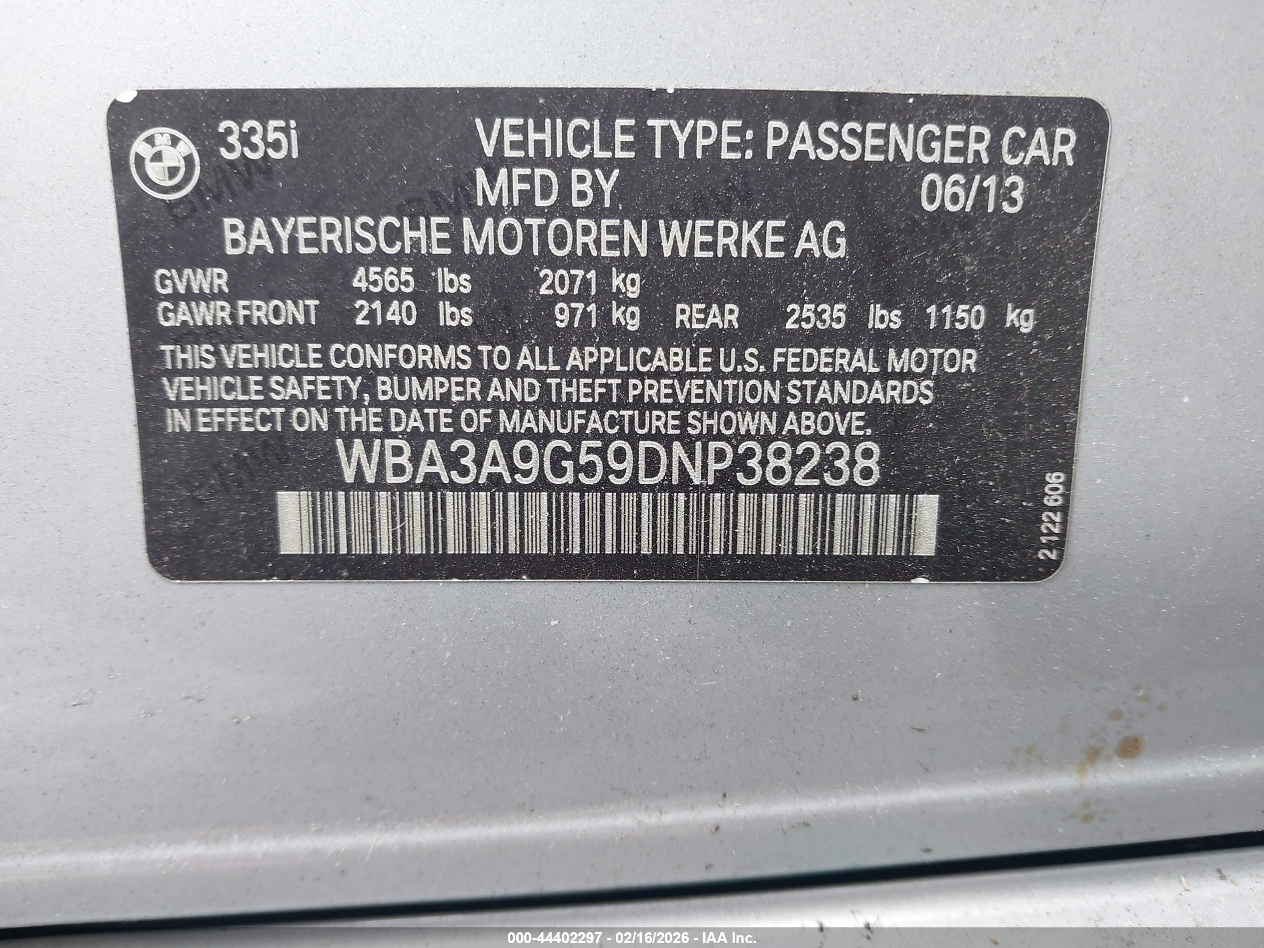 BMW 335I image 9