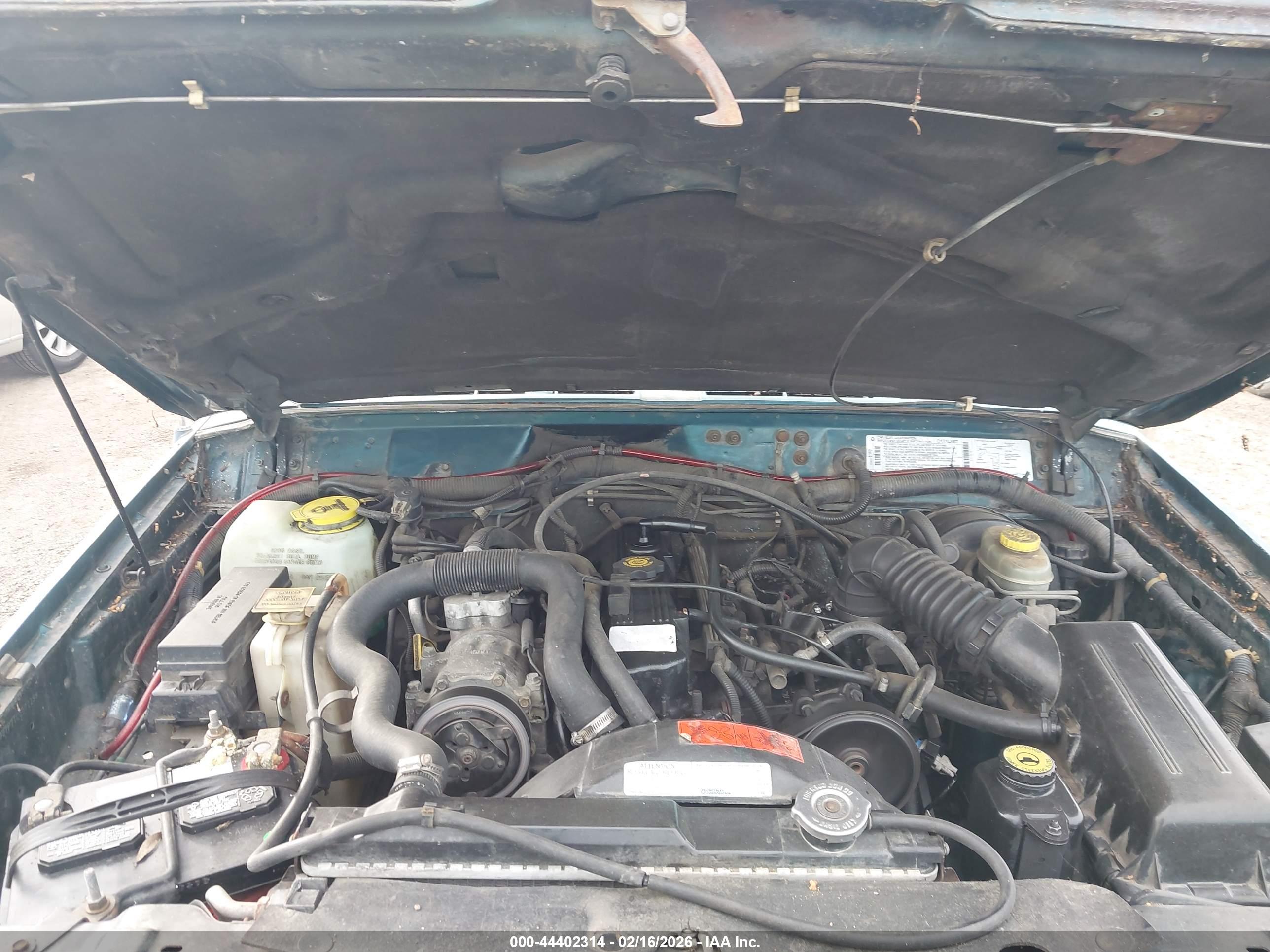 JEEP CHEROKEE image 10