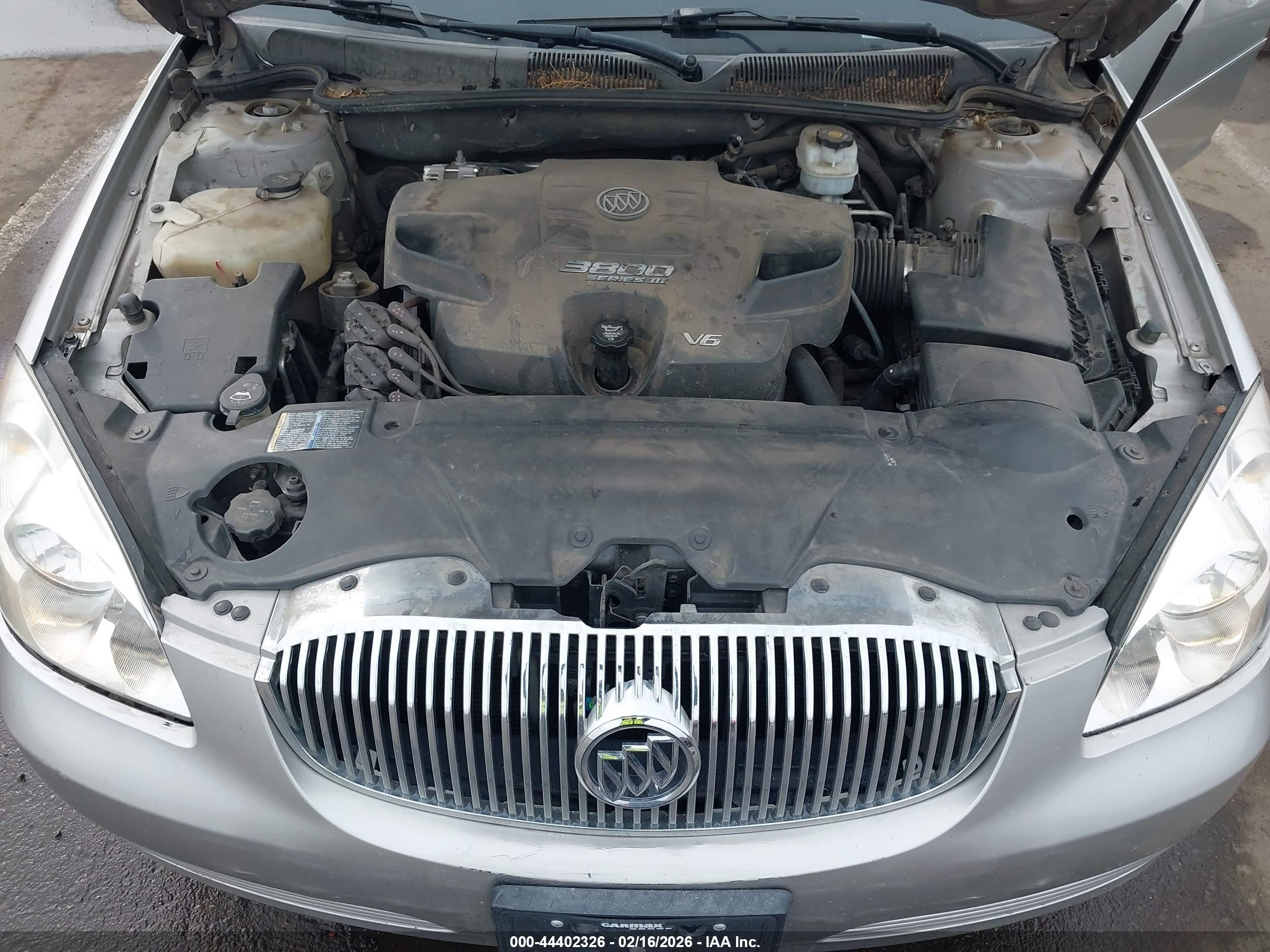 BUICK LUCERNE image 10