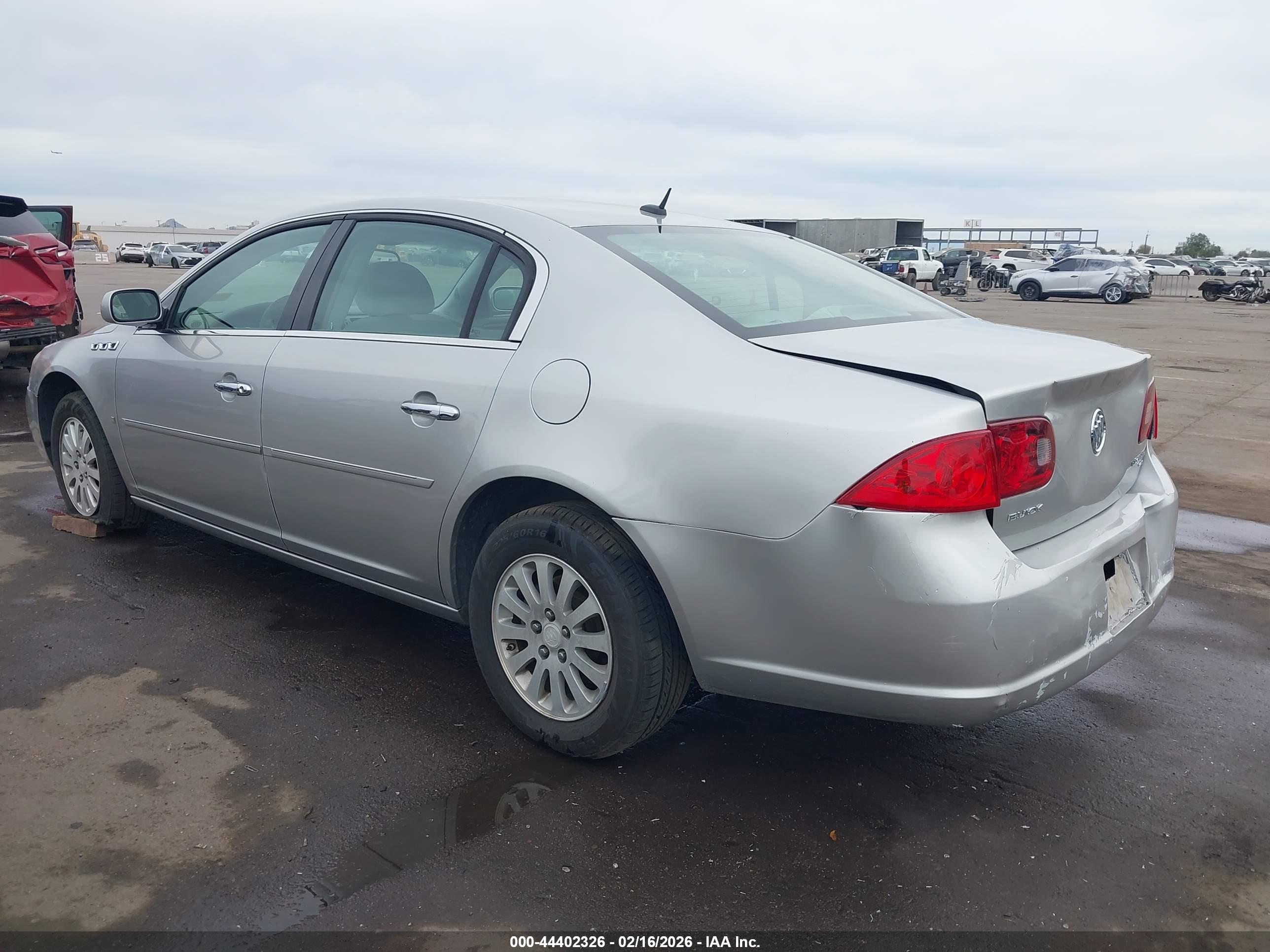 BUICK LUCERNE image 3