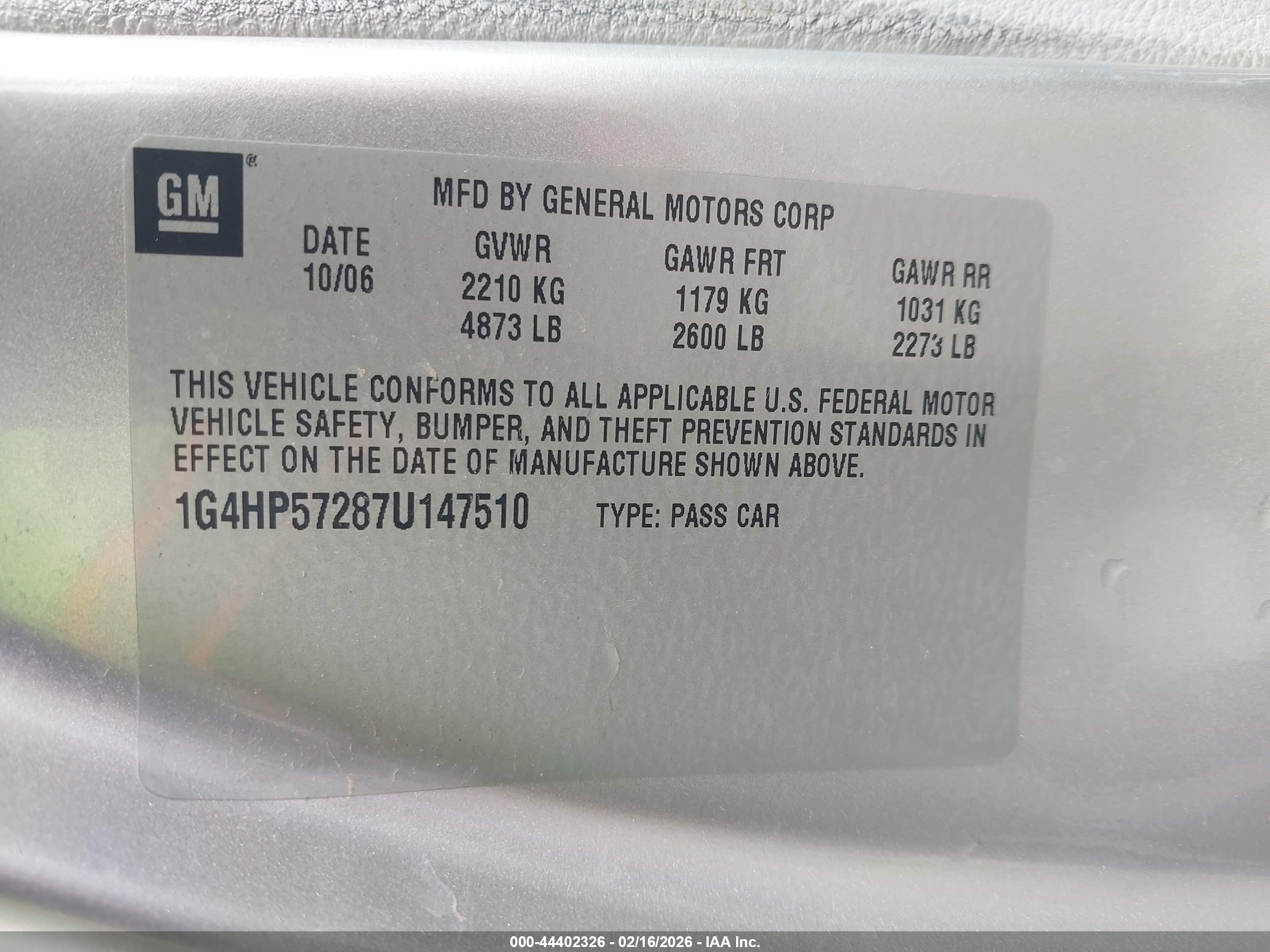BUICK LUCERNE image 9