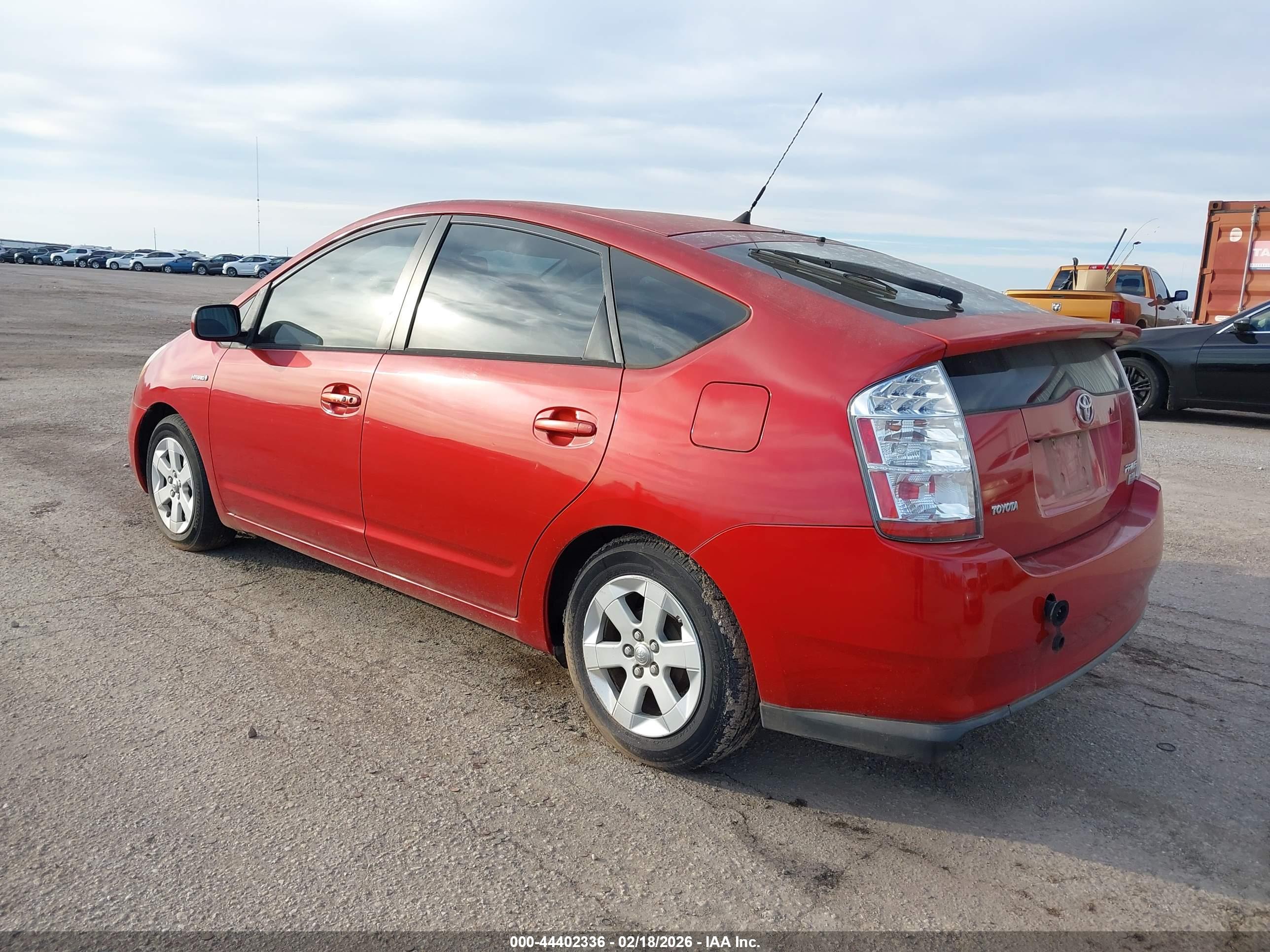 TOYOTA PRIUS image 3