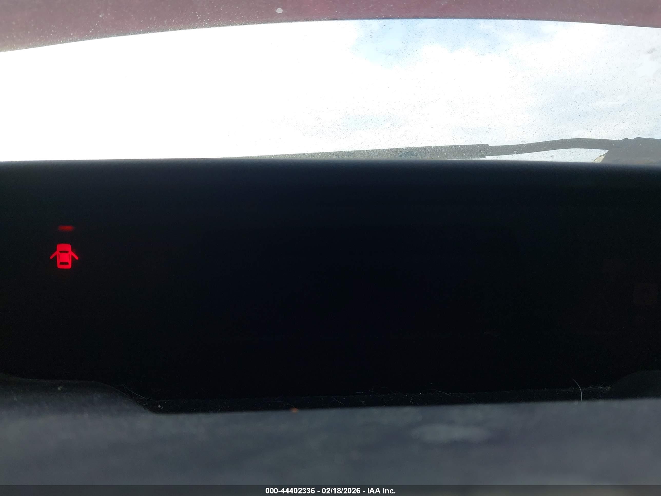 TOYOTA PRIUS image 7