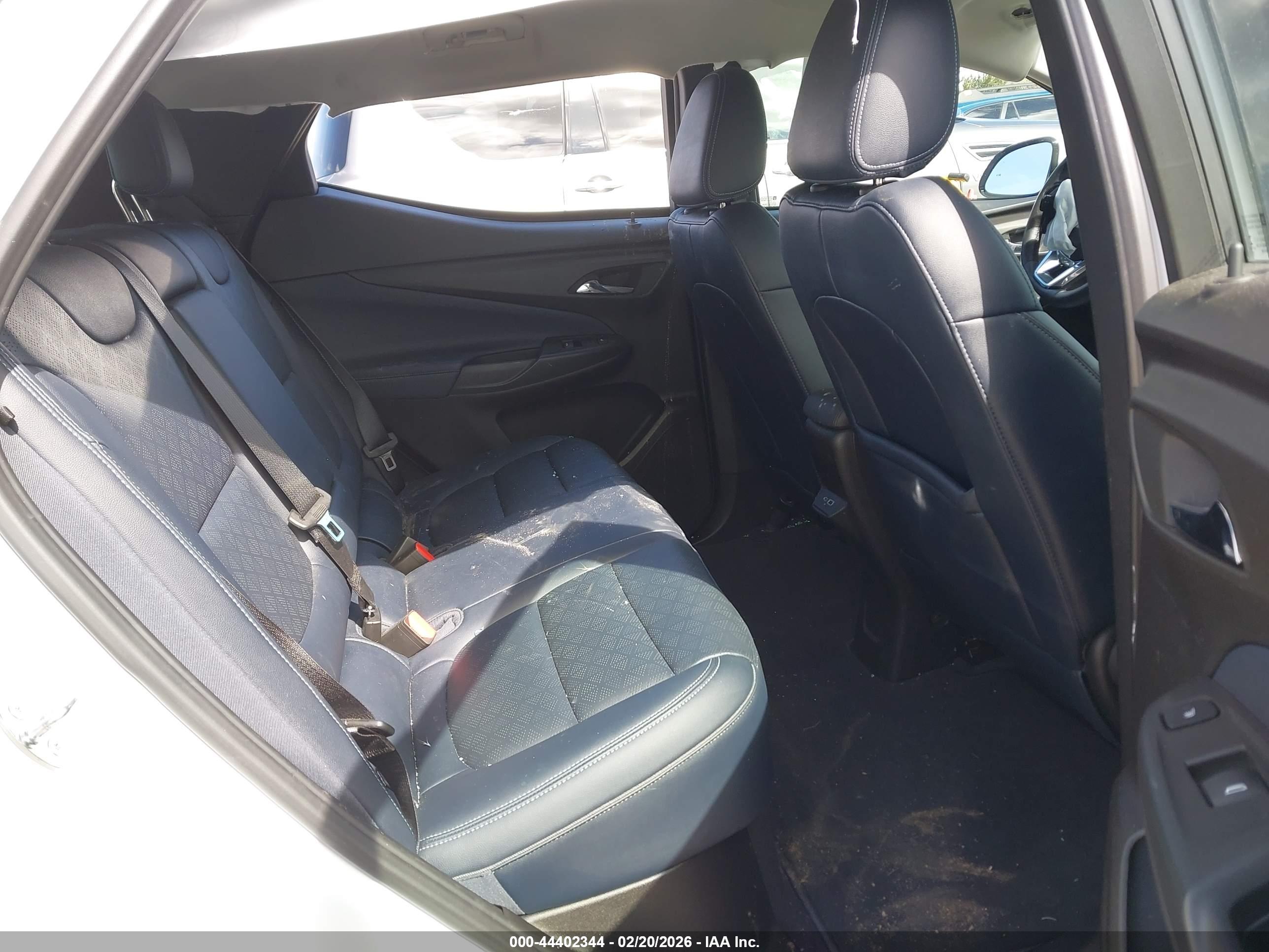 CHEVROLET BOLT image 8