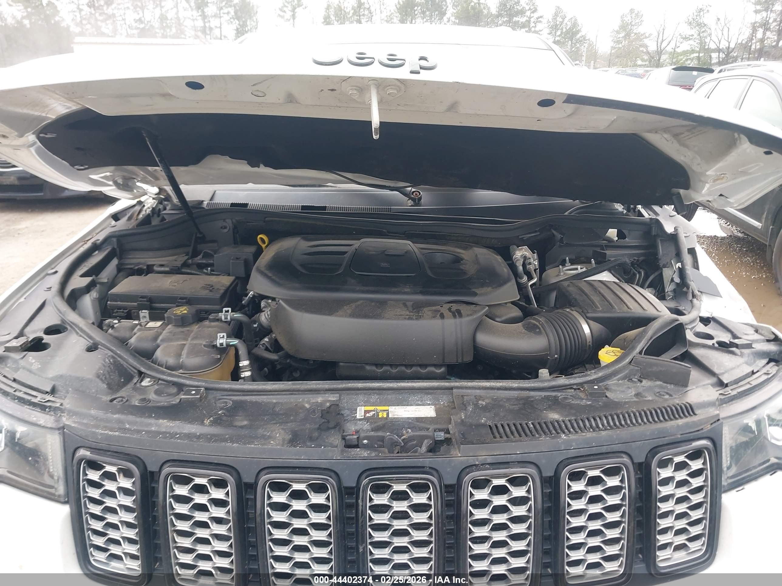 JEEP GRAND image 10