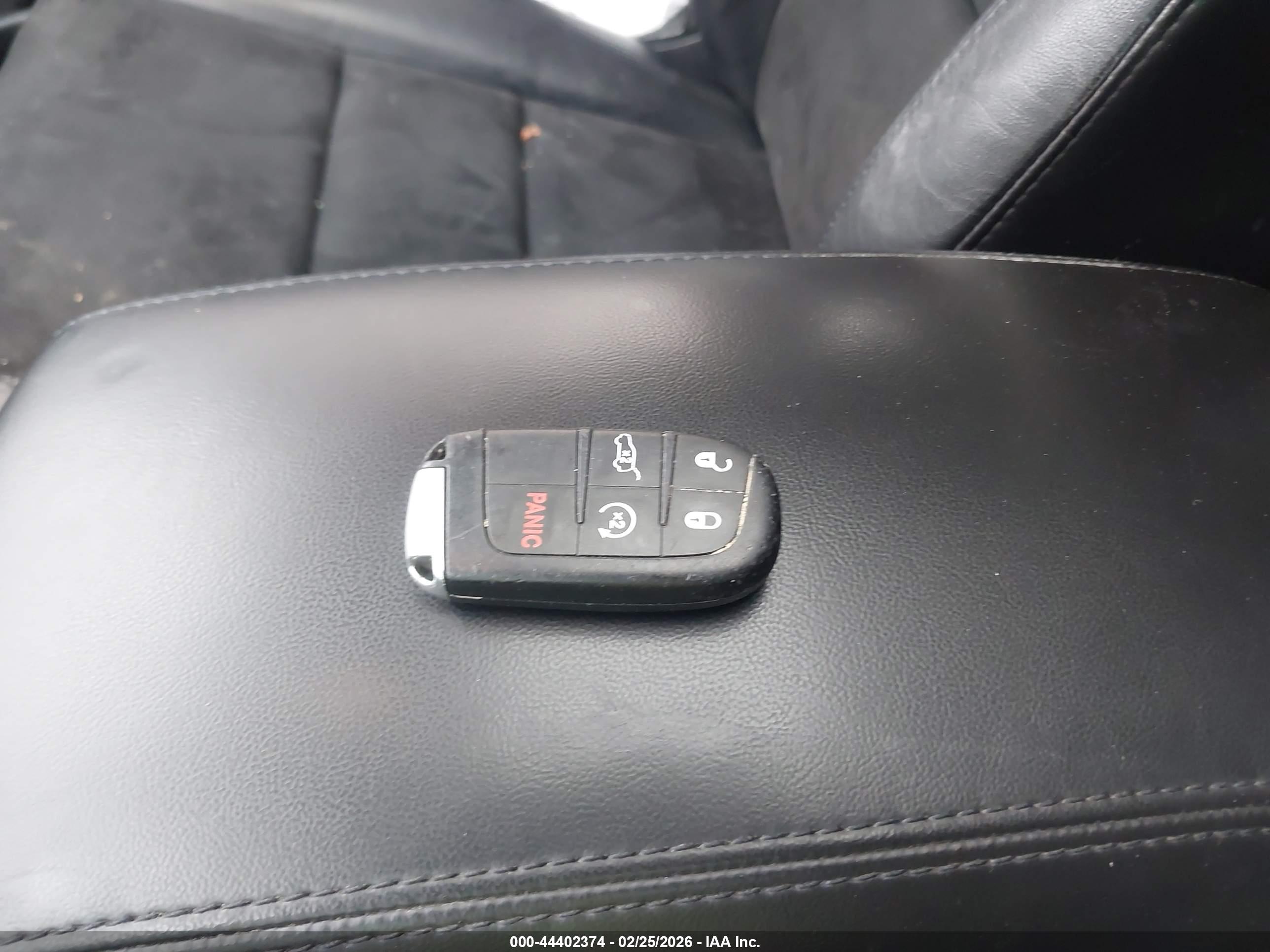 JEEP GRAND image 11