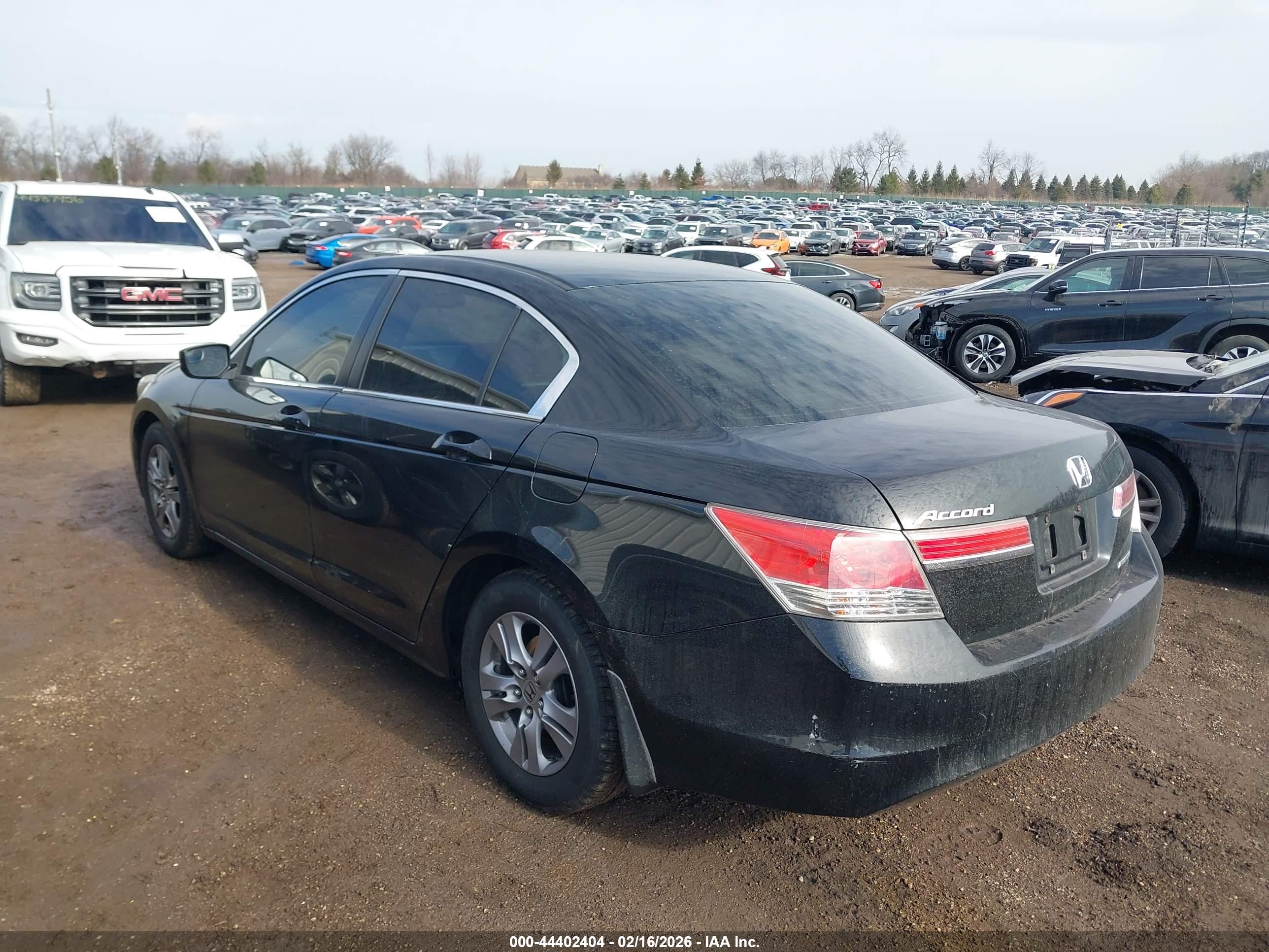 HONDA ACCORD image 3