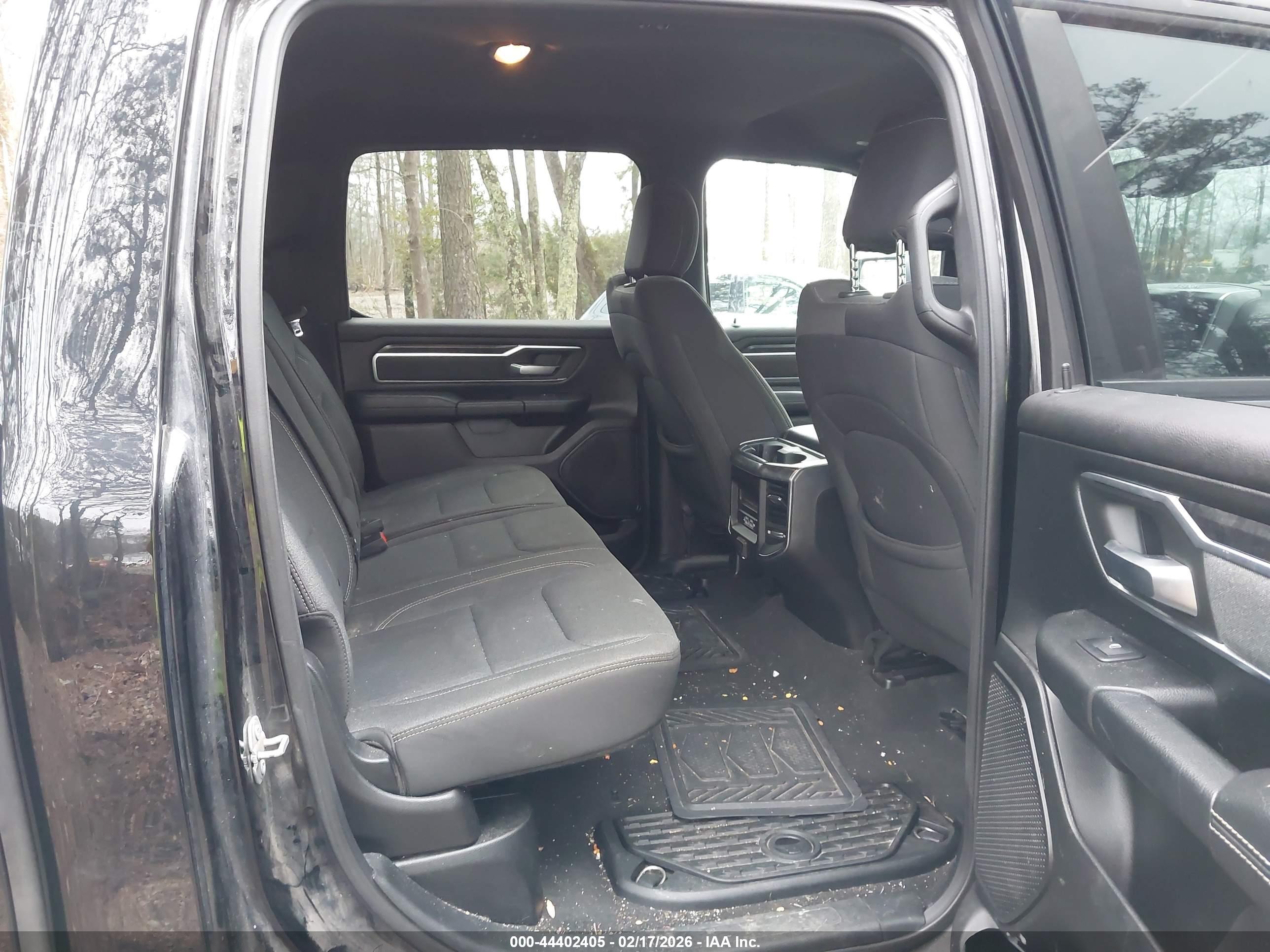 RAM 1500 image 8