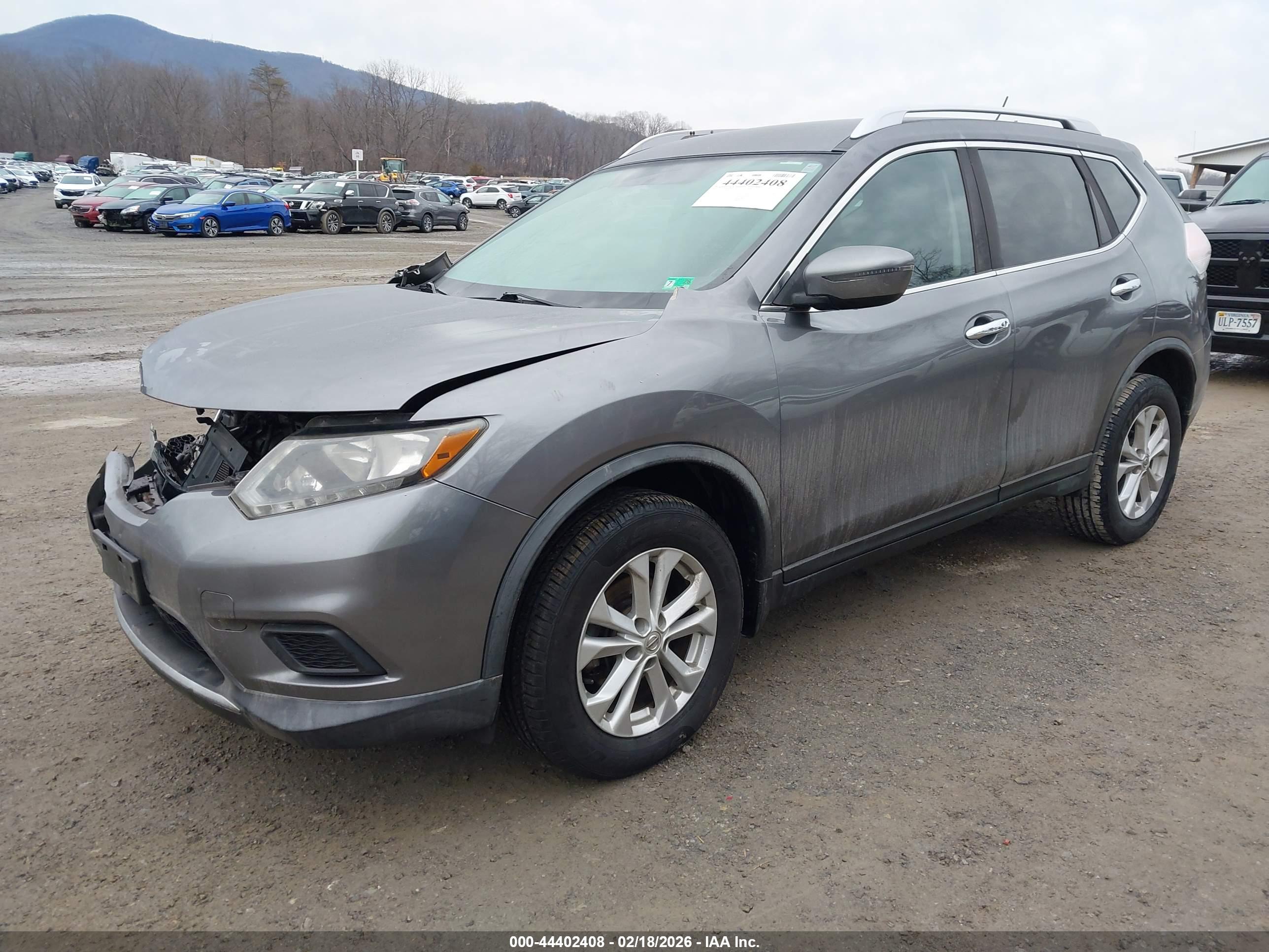 NISSAN ROGUE image 2