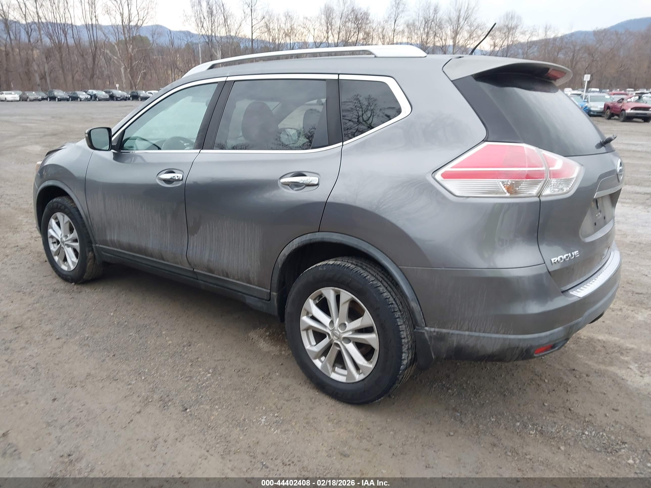 NISSAN ROGUE image 3