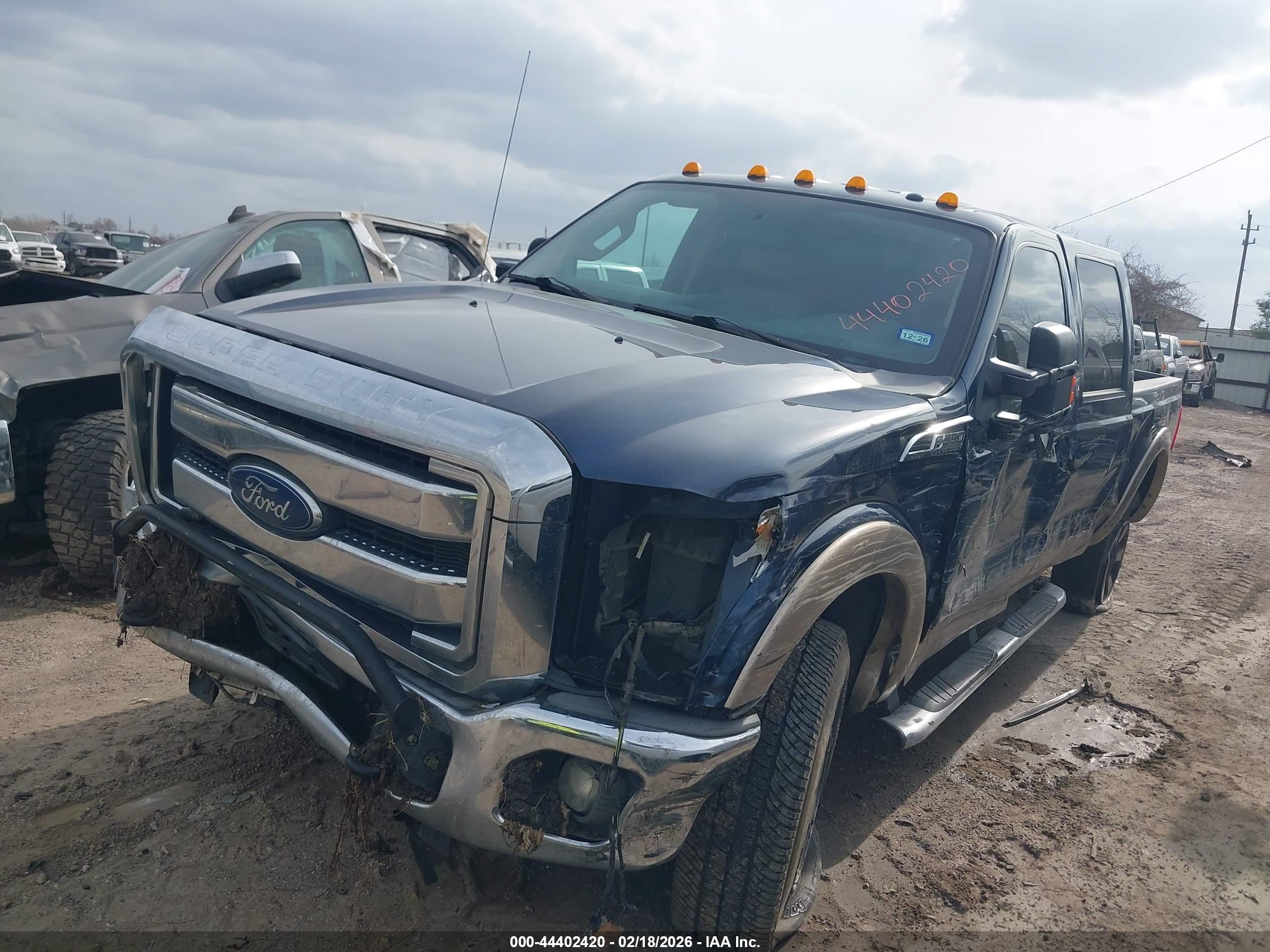 FORD F-350 image 2