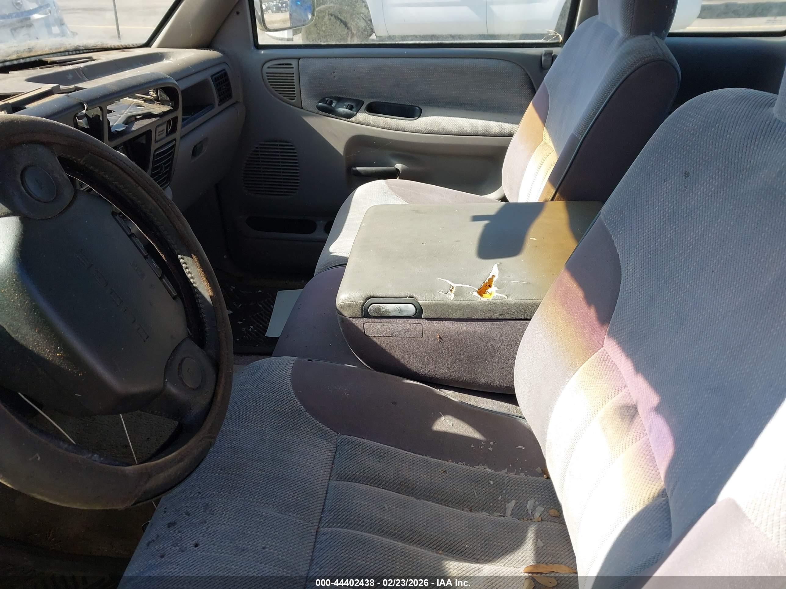 DODGE RAM image 5