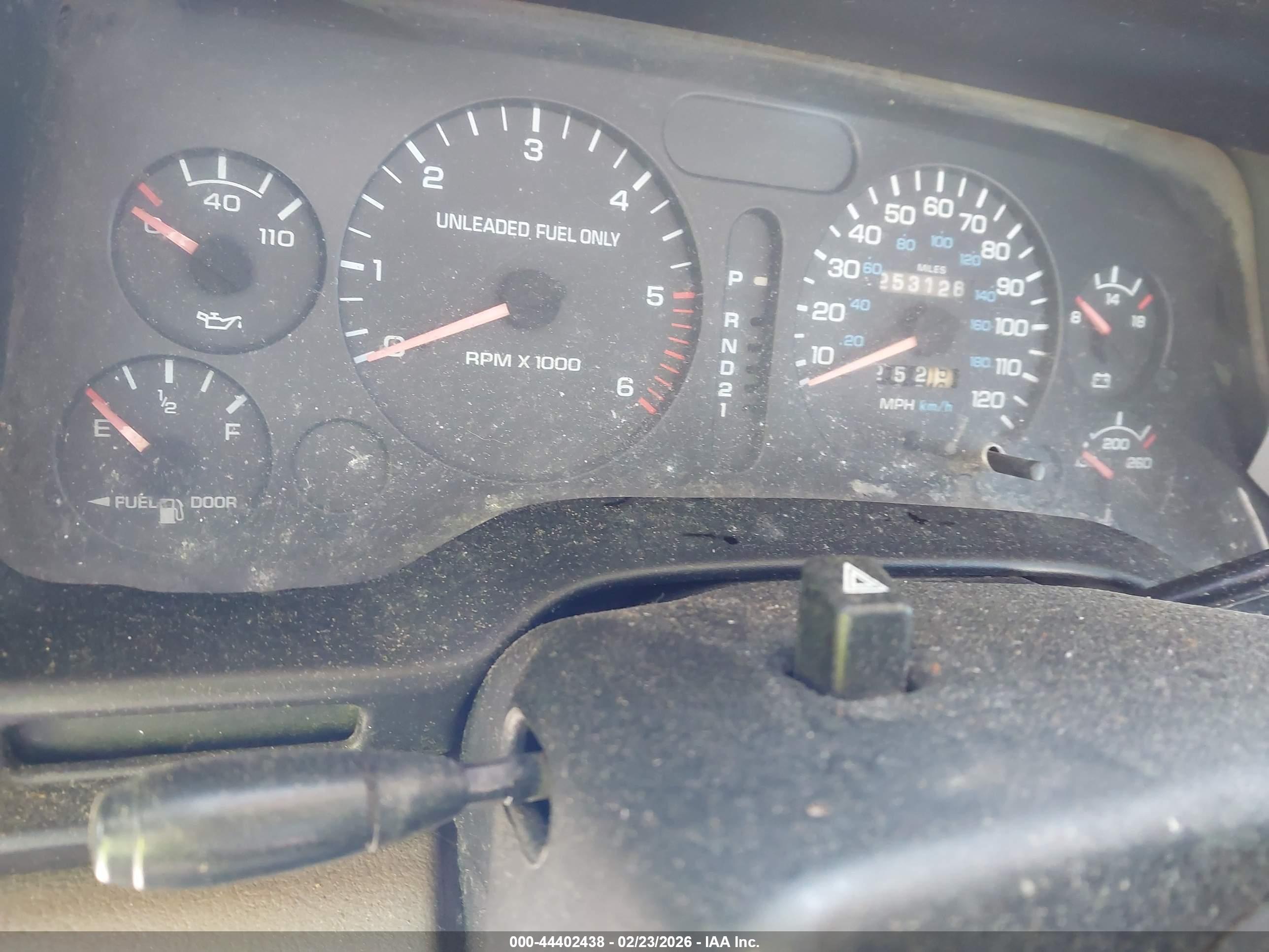 DODGE RAM image 7