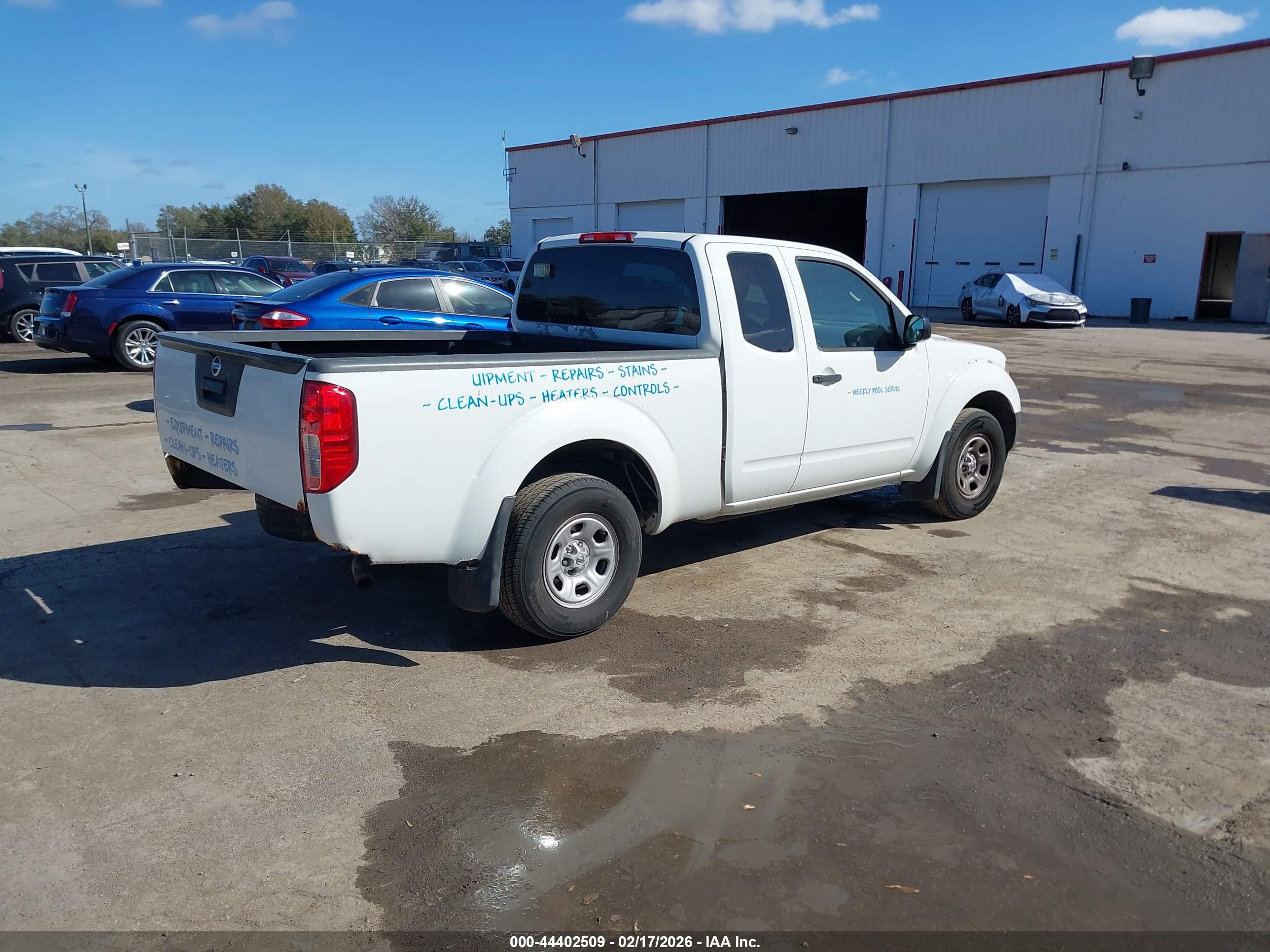 NISSAN FRONTIER image 4