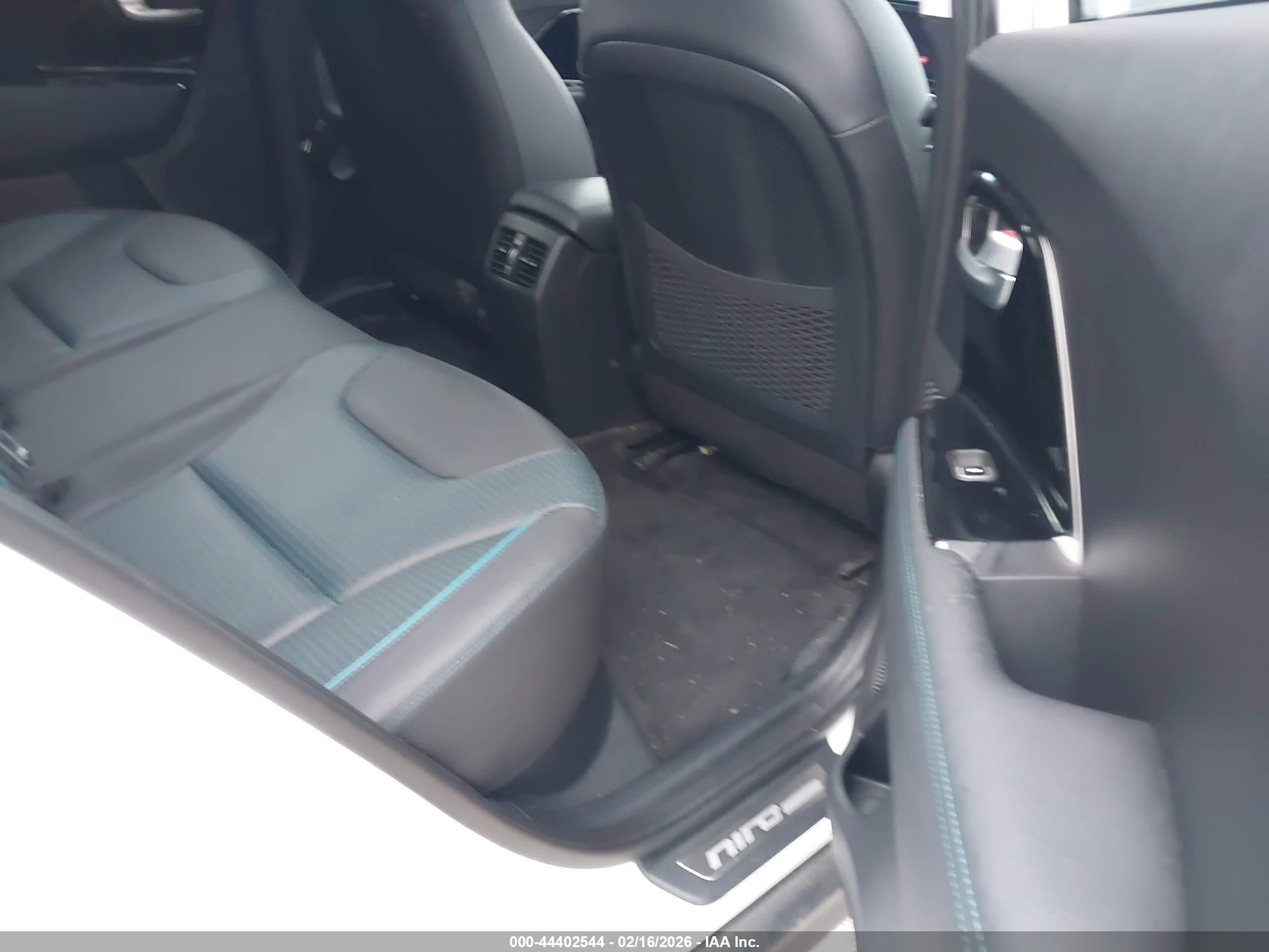 KIA NIRO image 8