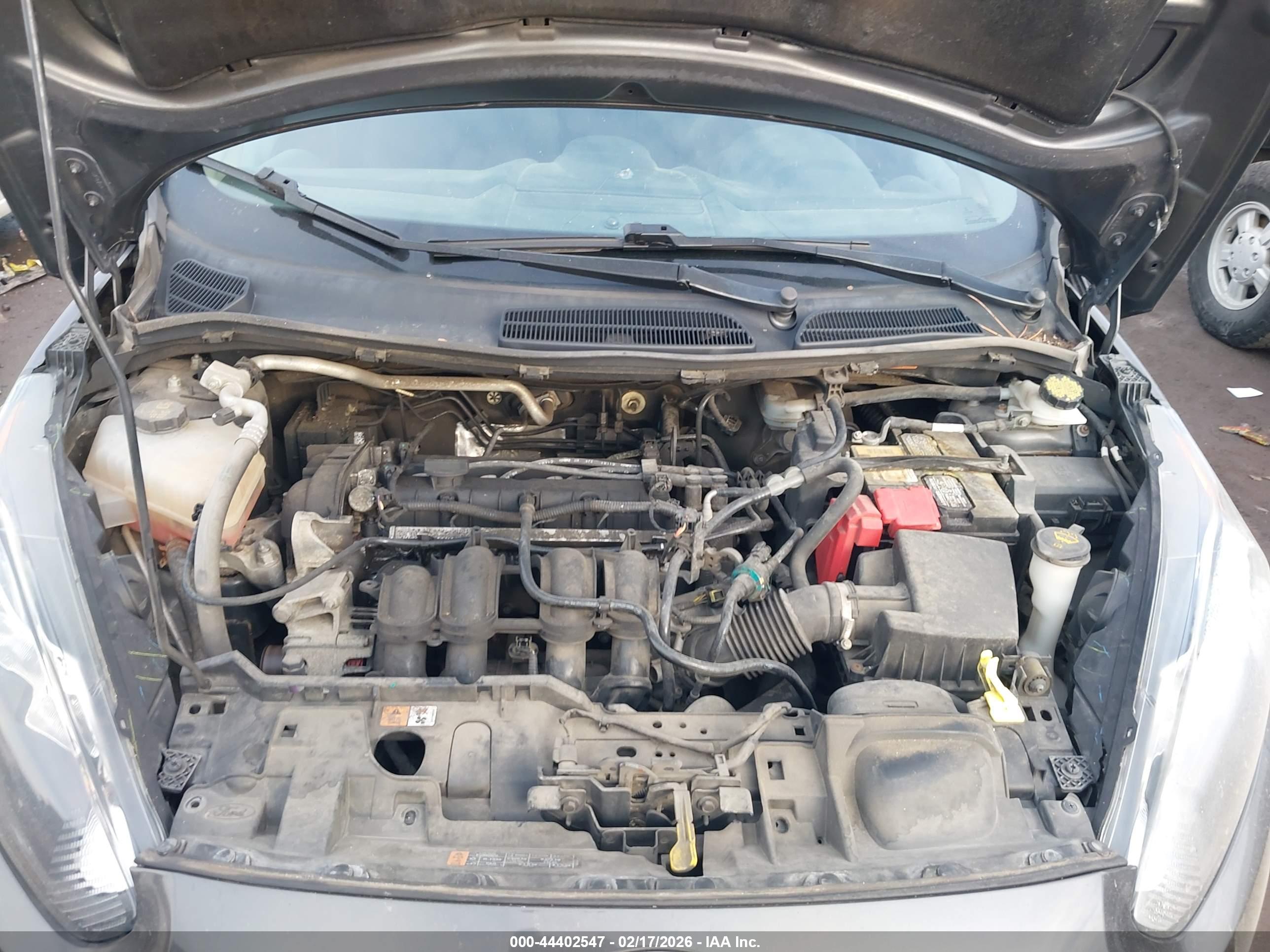 FORD FIESTA image 10
