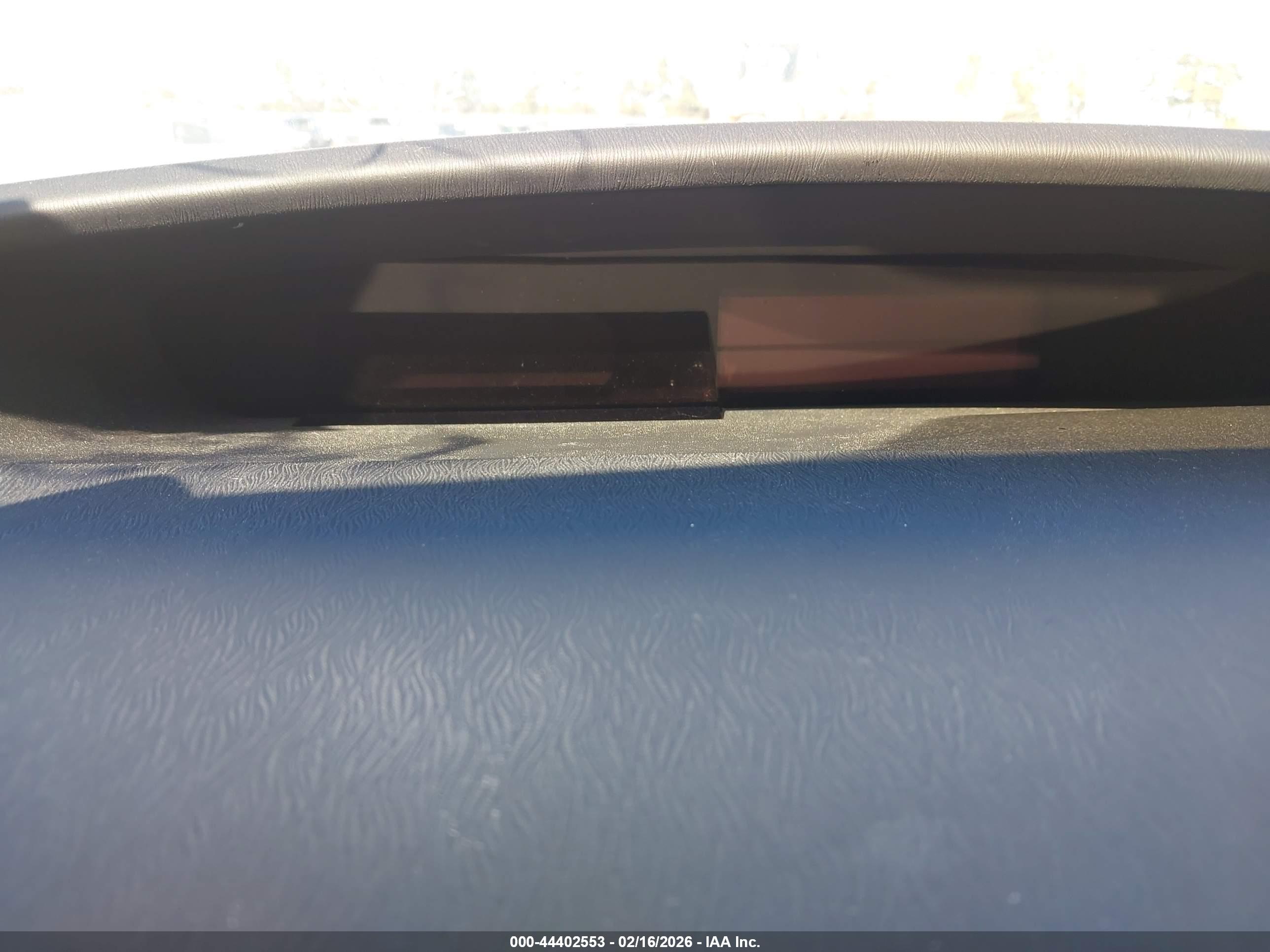 TOYOTA PRIUS image 7