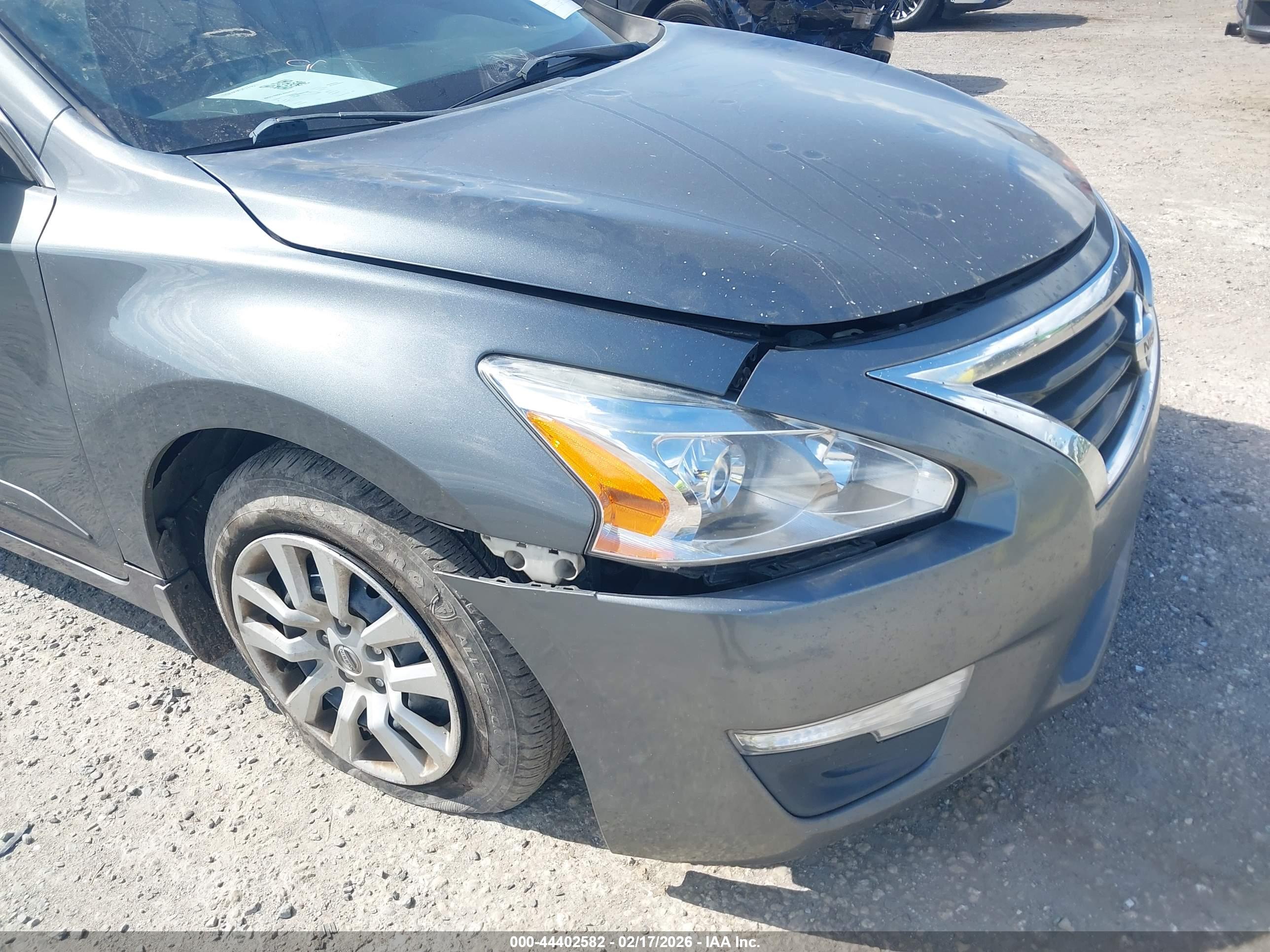 NISSAN ALTIMA image 6
