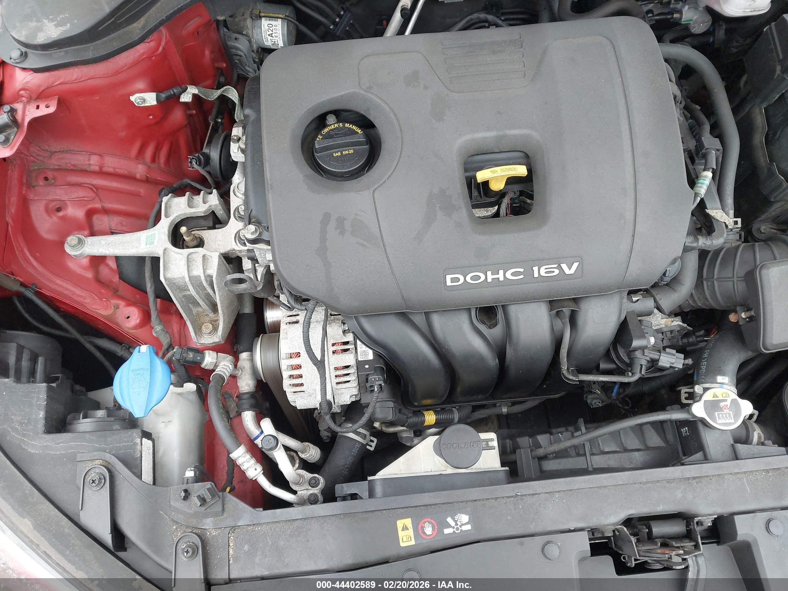 HYUNDAI ELANTRA image 10