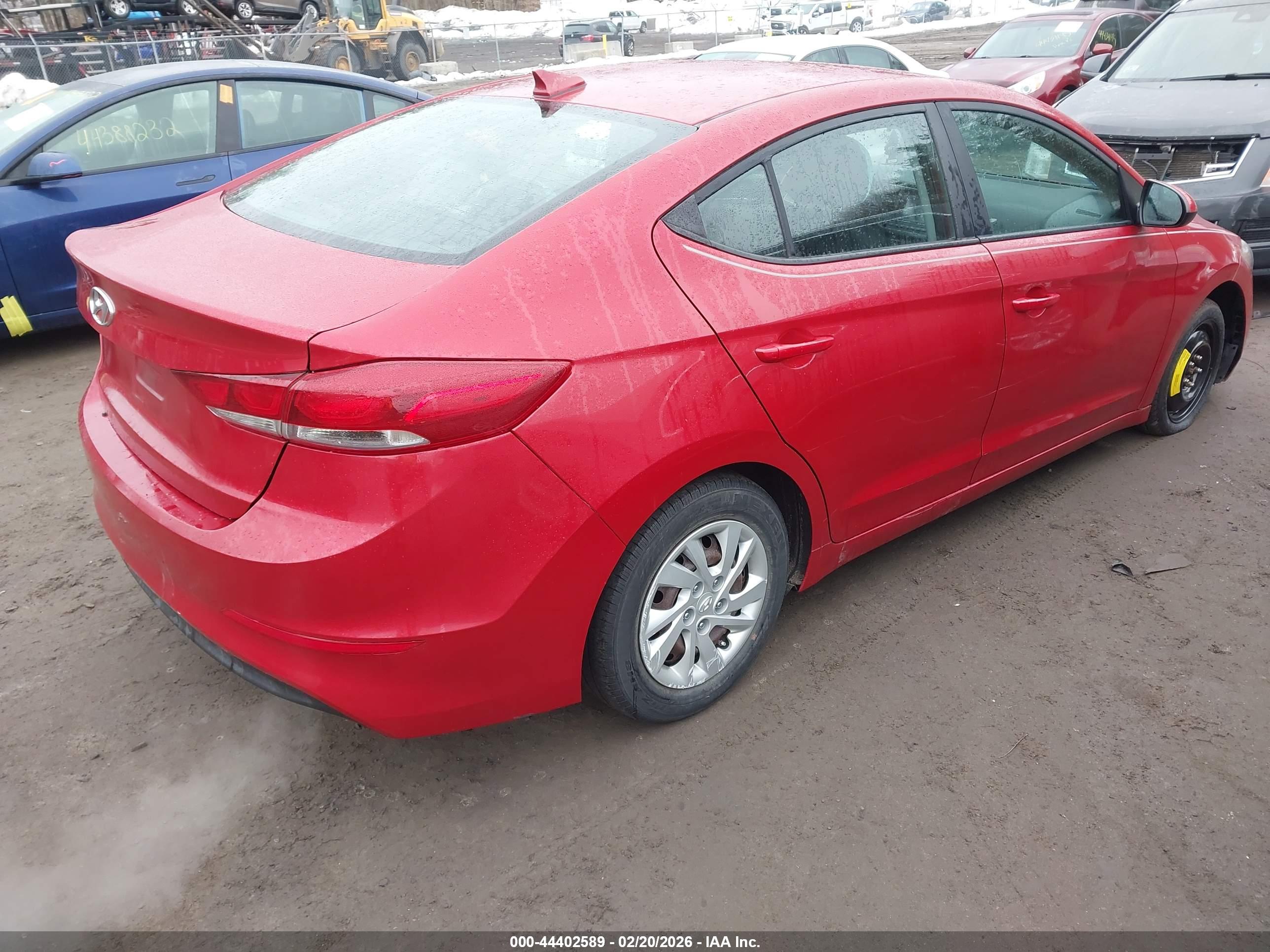 HYUNDAI ELANTRA image 4