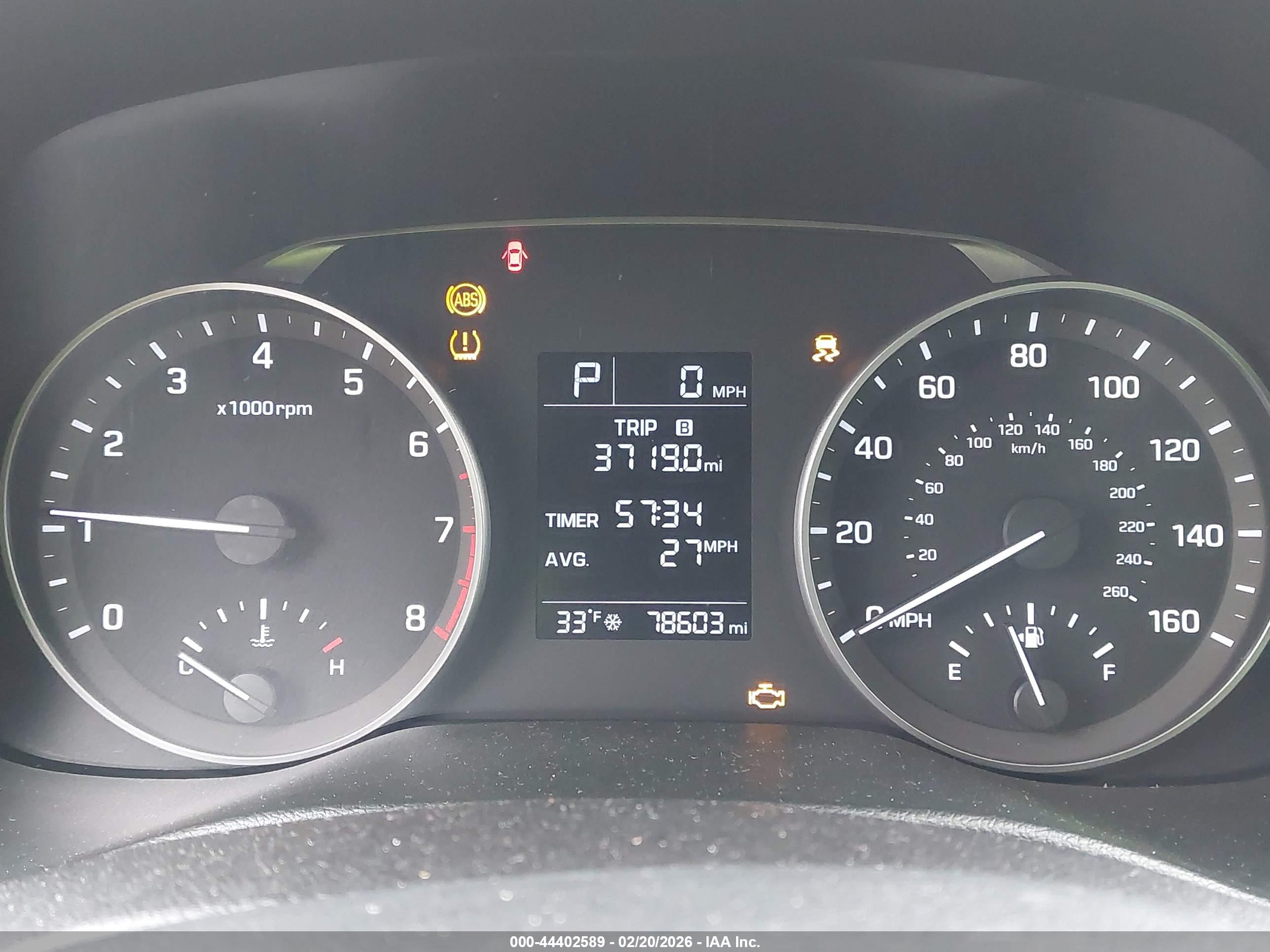 HYUNDAI ELANTRA image 7
