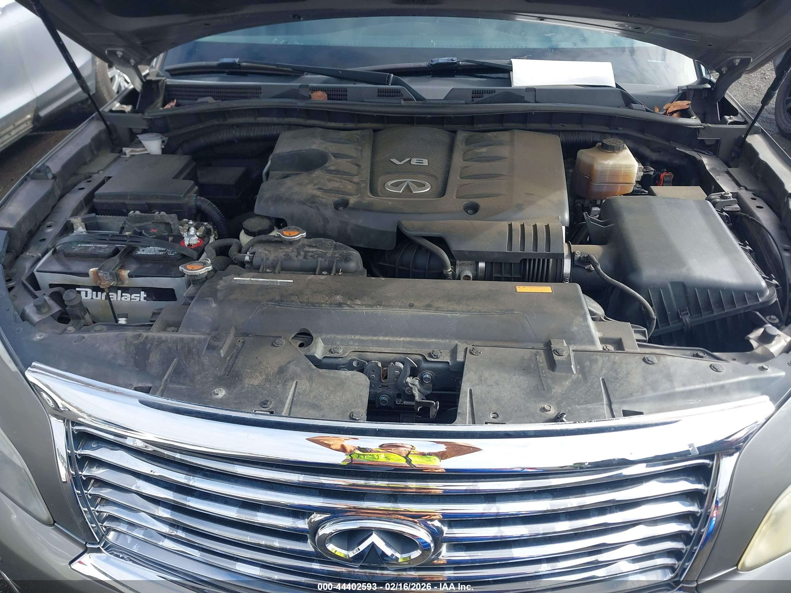 INFINITI QX56 image 10