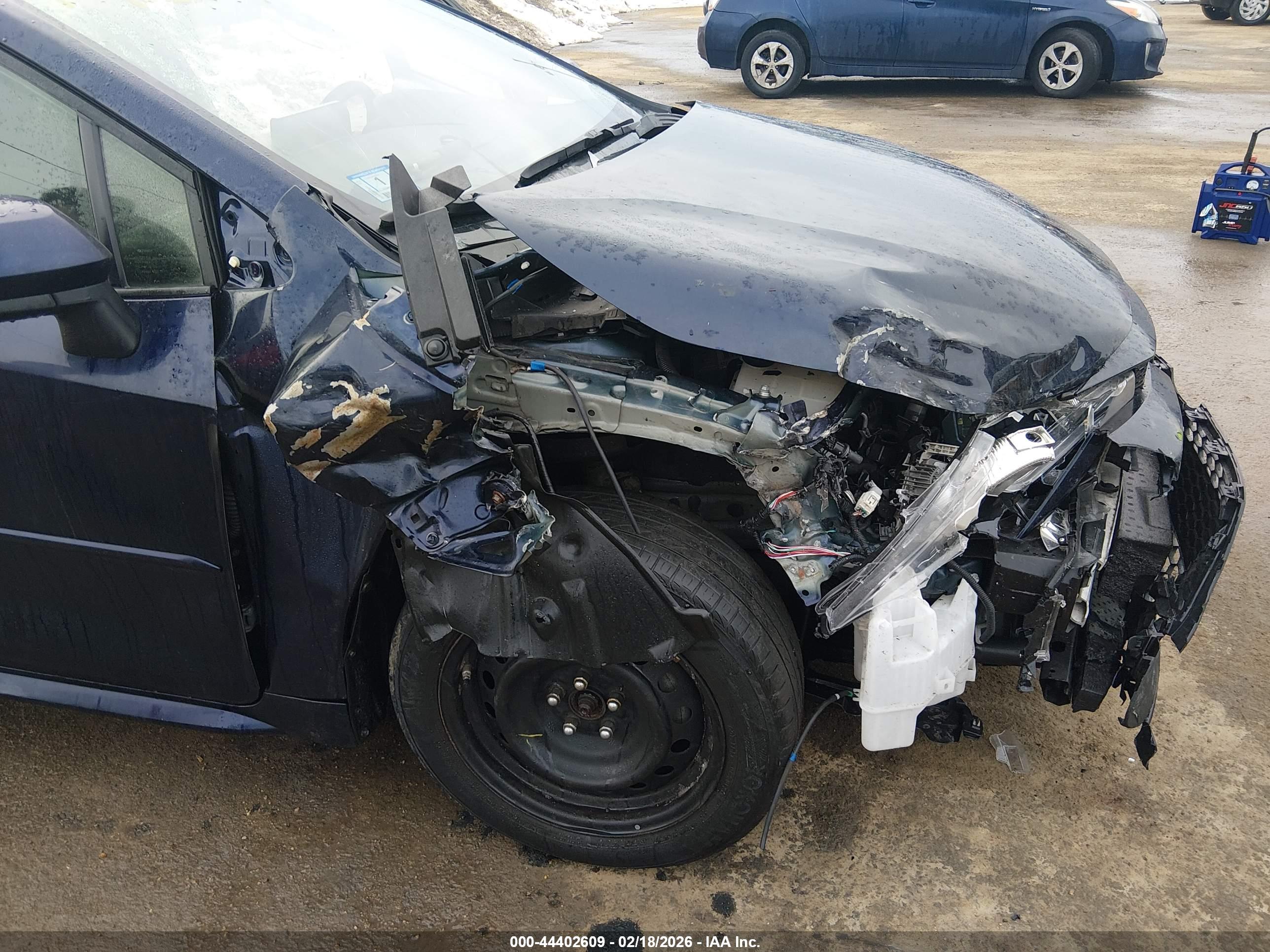 TOYOTA COROLLA image 6