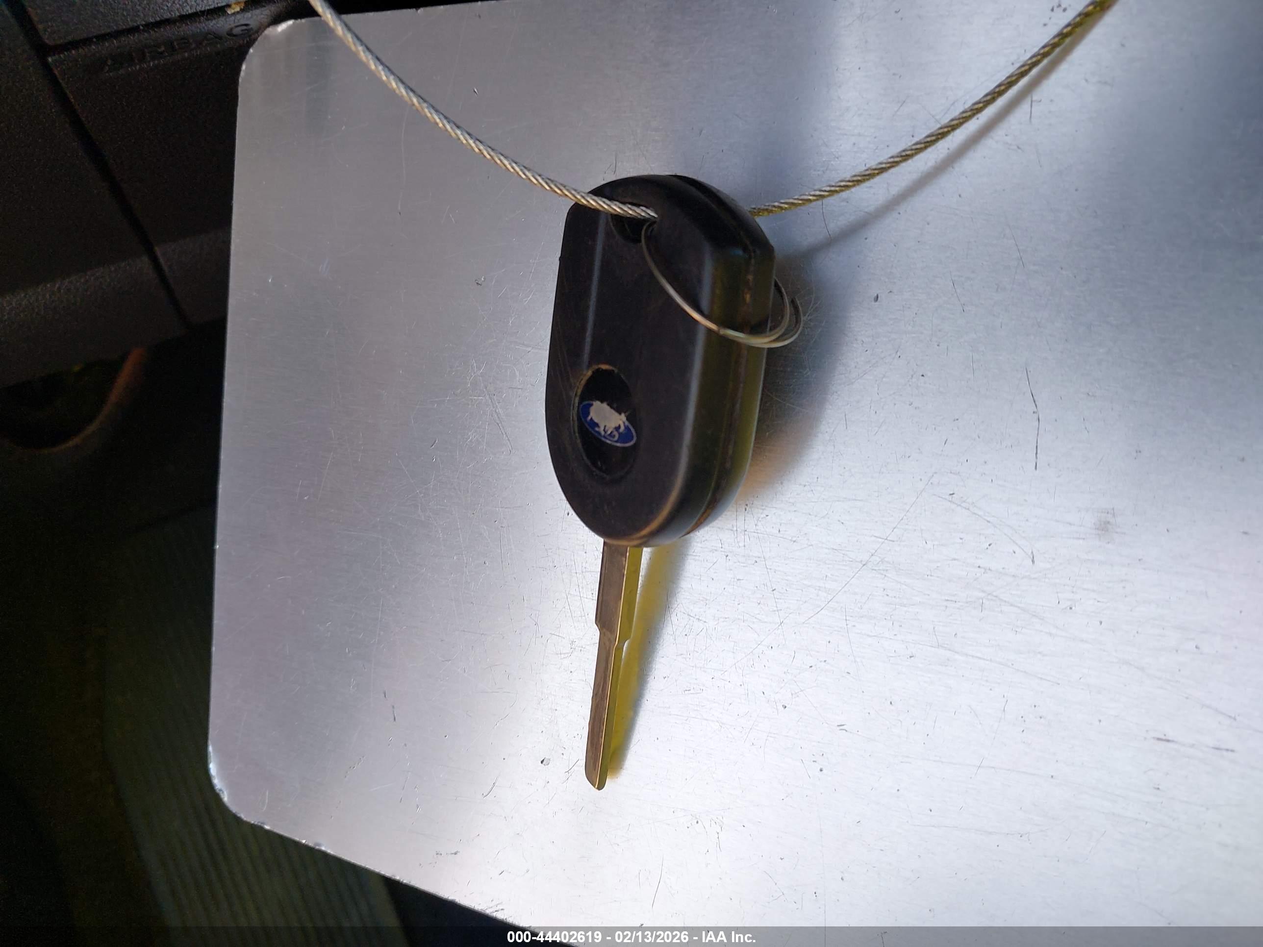 FORD ESCAPE image 11