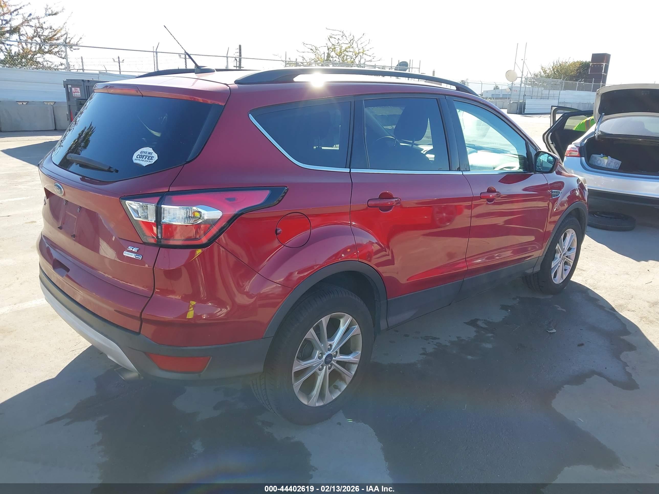 FORD ESCAPE image 4