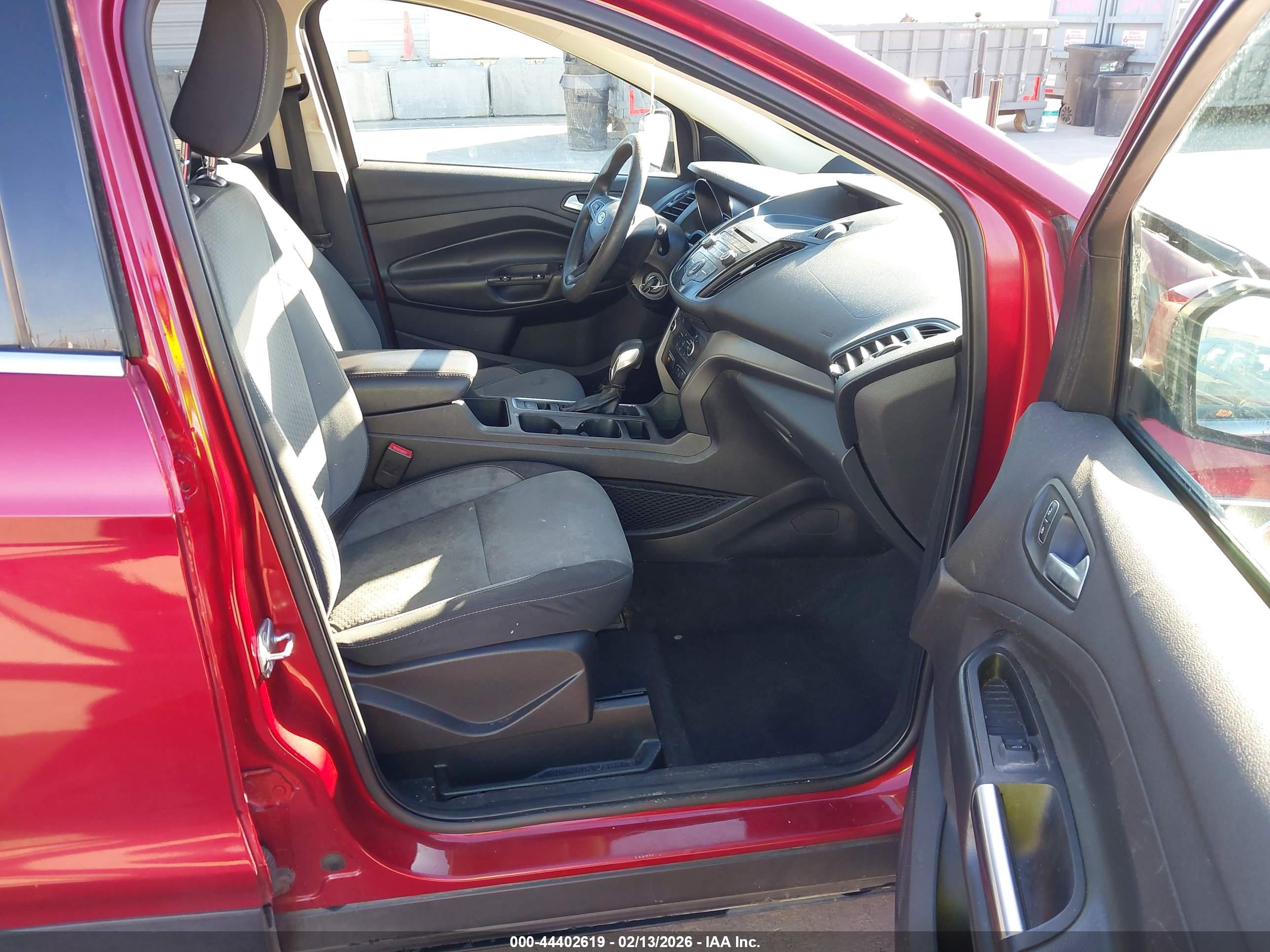 FORD ESCAPE image 5