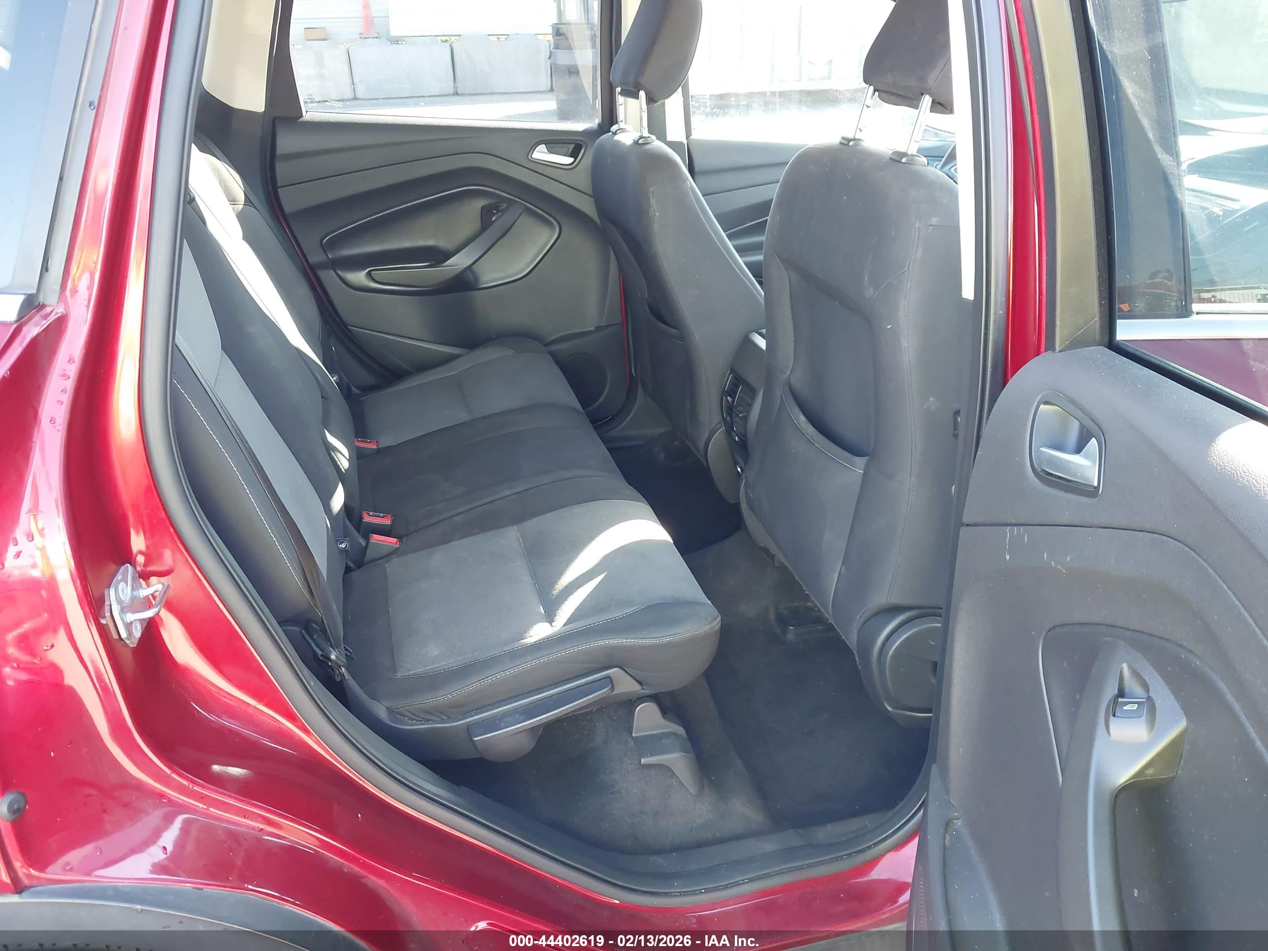 FORD ESCAPE image 8