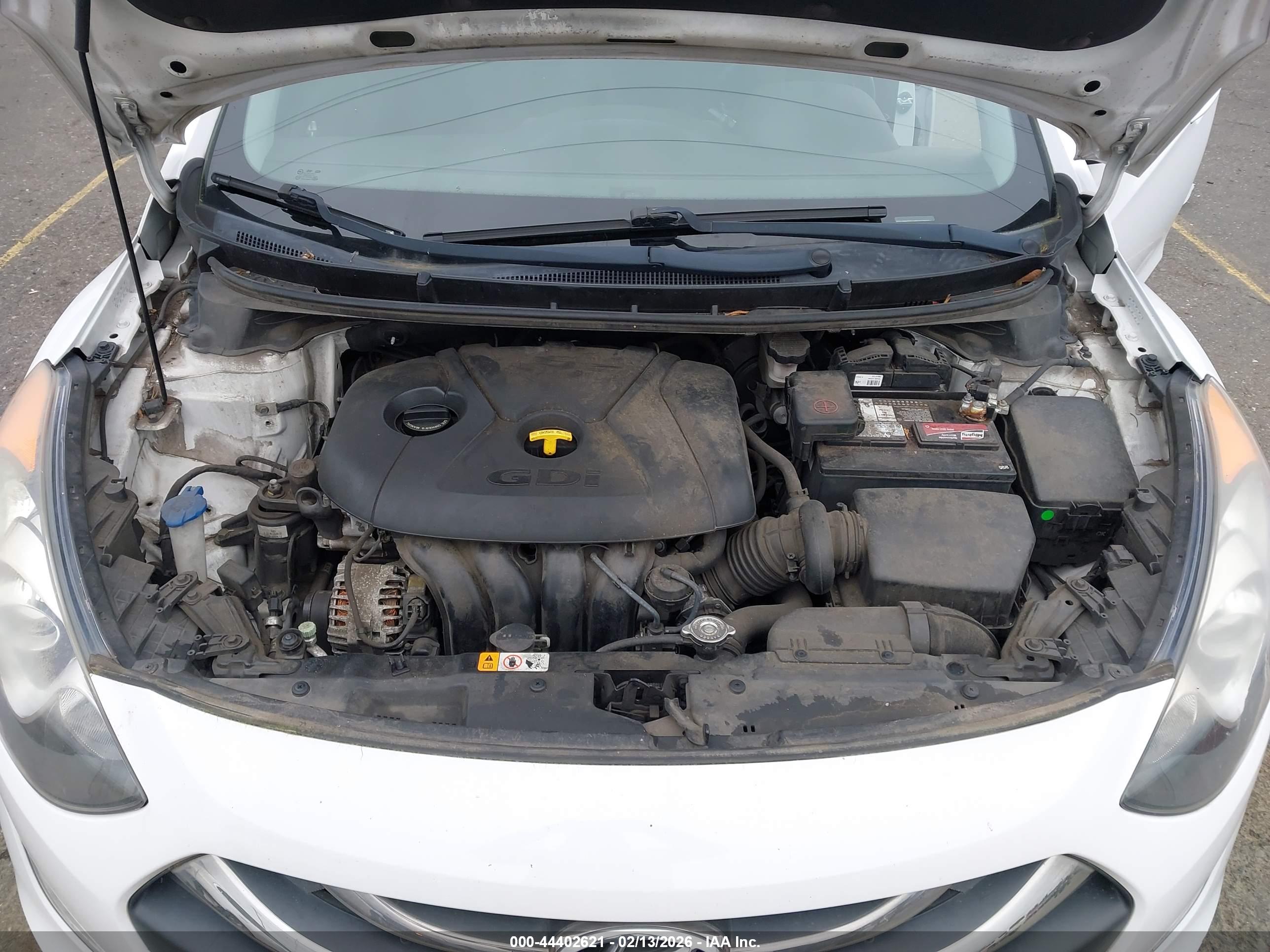HYUNDAI ELANTRA image 10