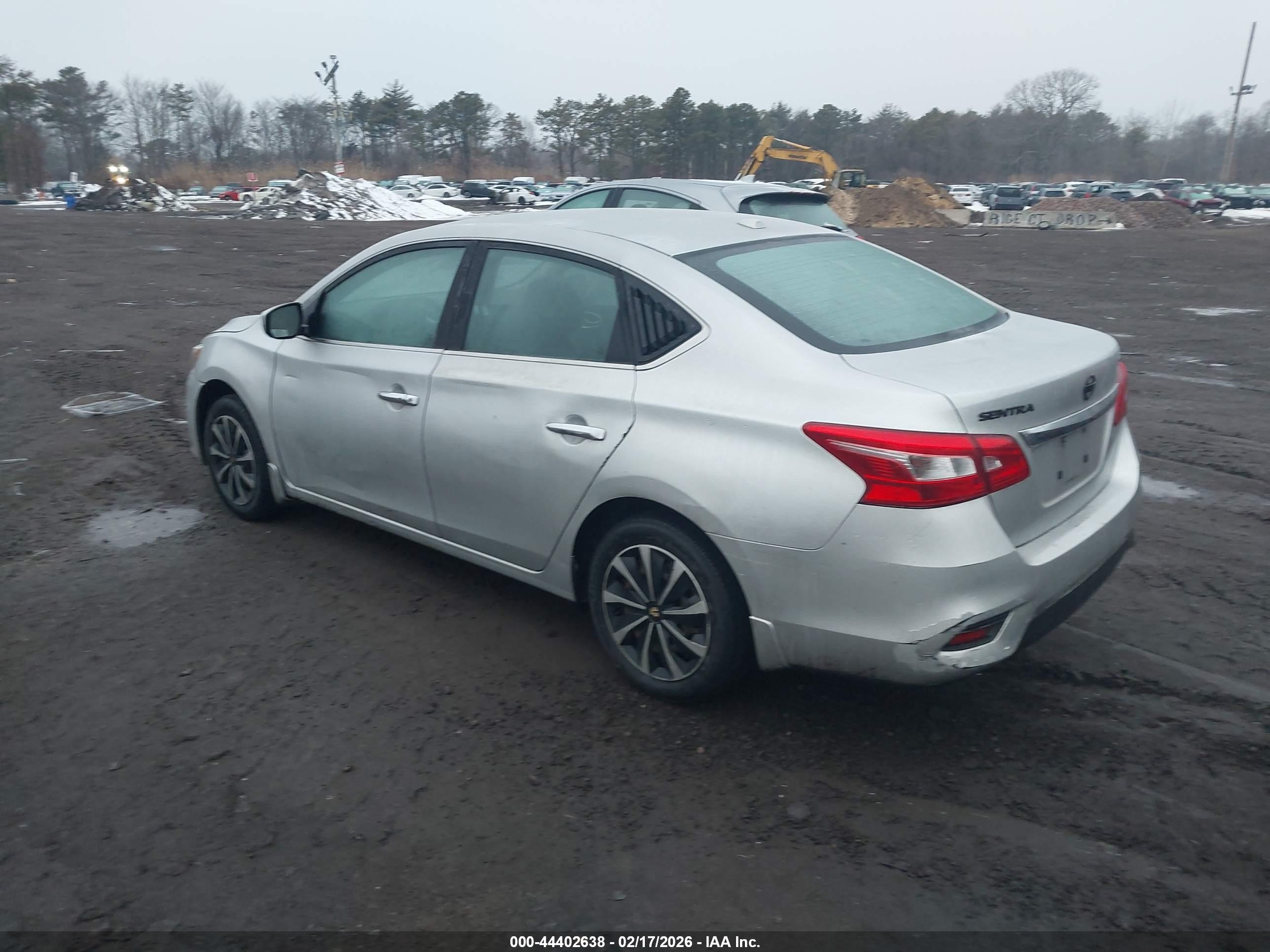 NISSAN SENTRA image 3