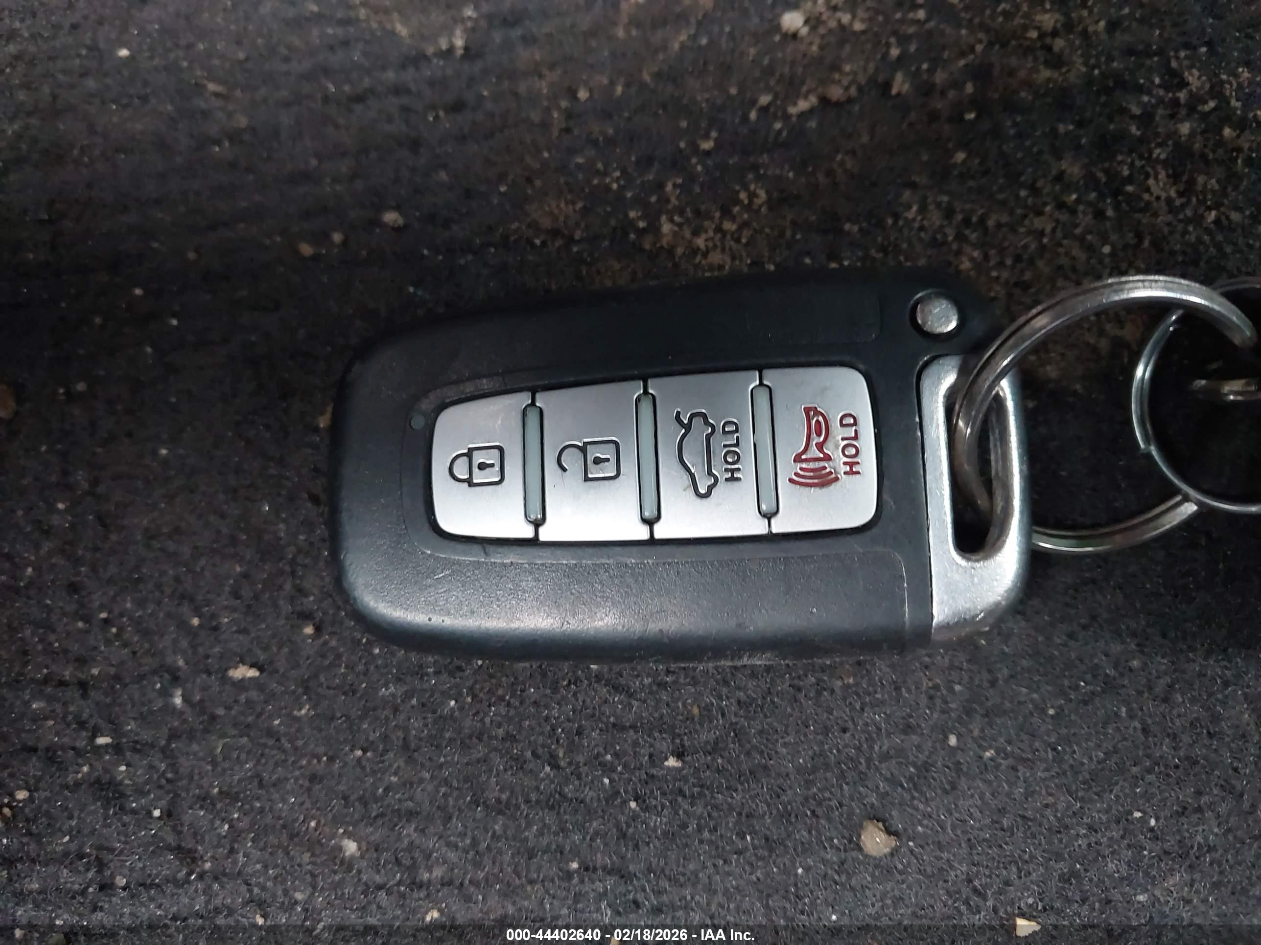 HYUNDAI SONATA image 11