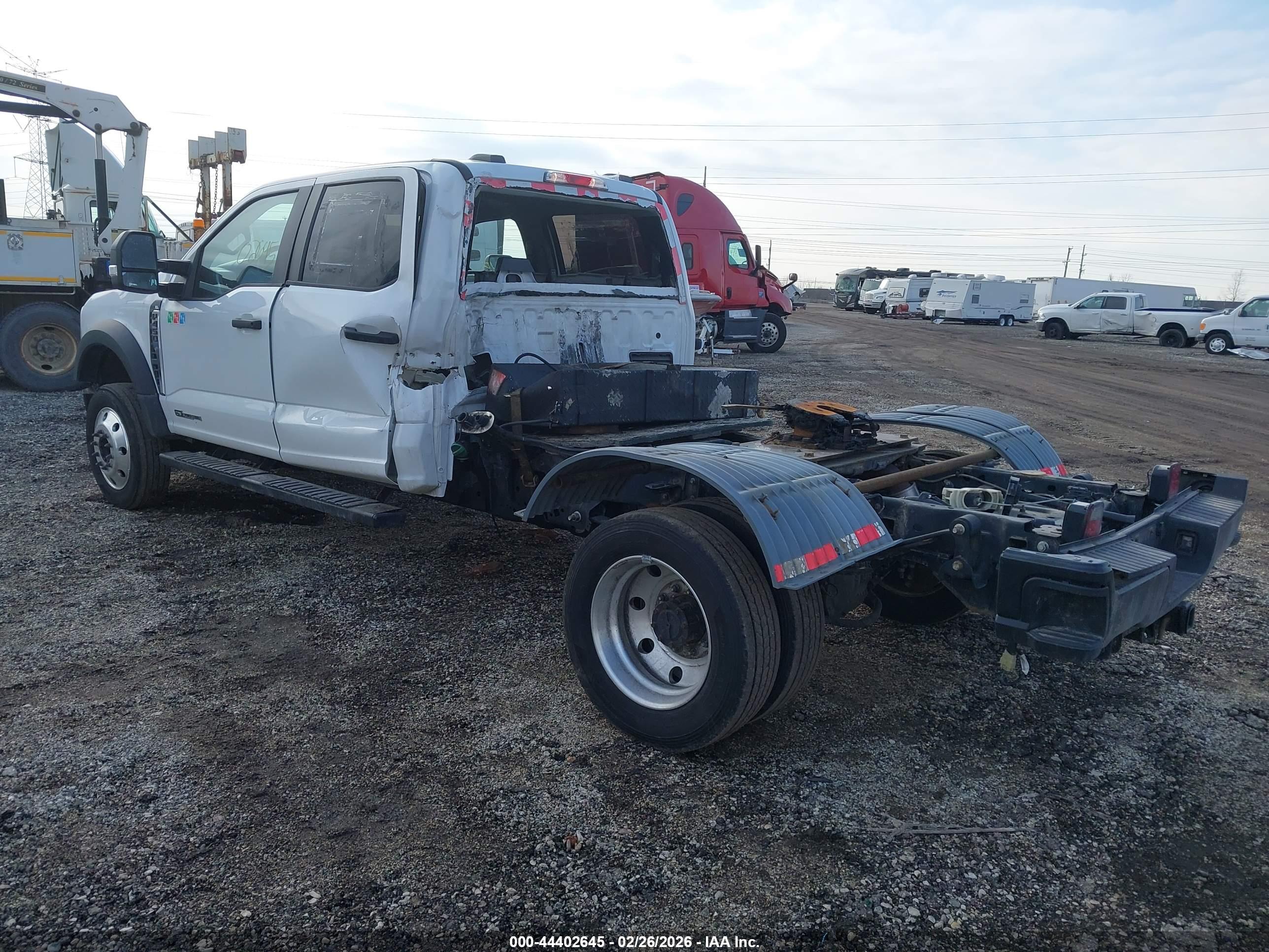 FORD F-450 image 3