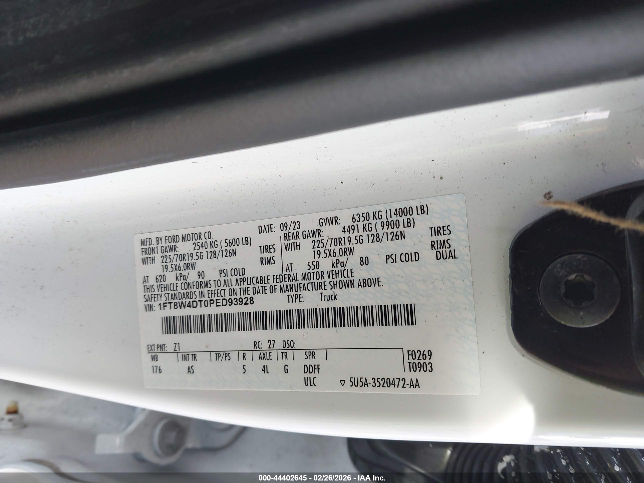 FORD F-450 image 9