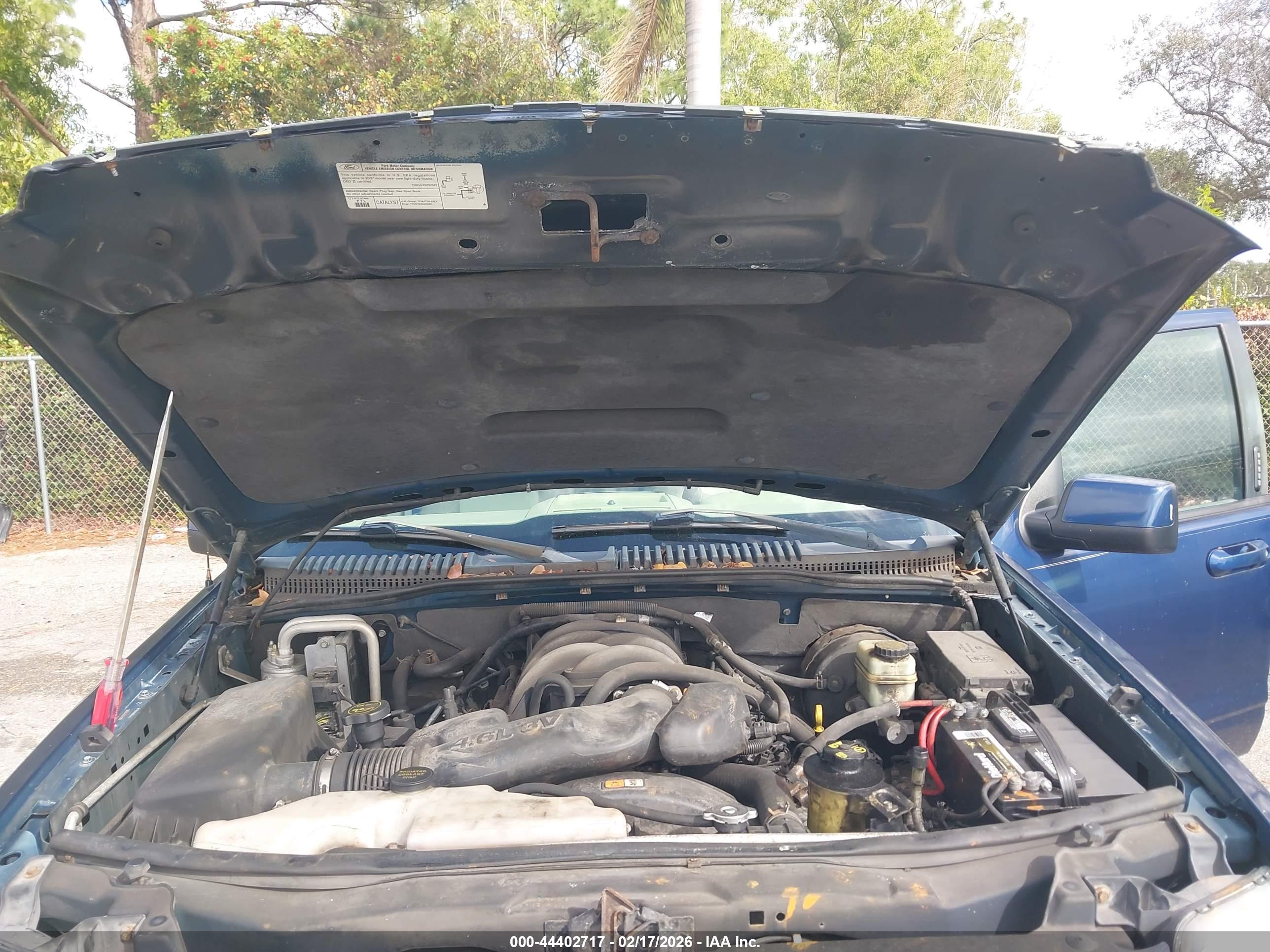 FORD EXPLORER image 10