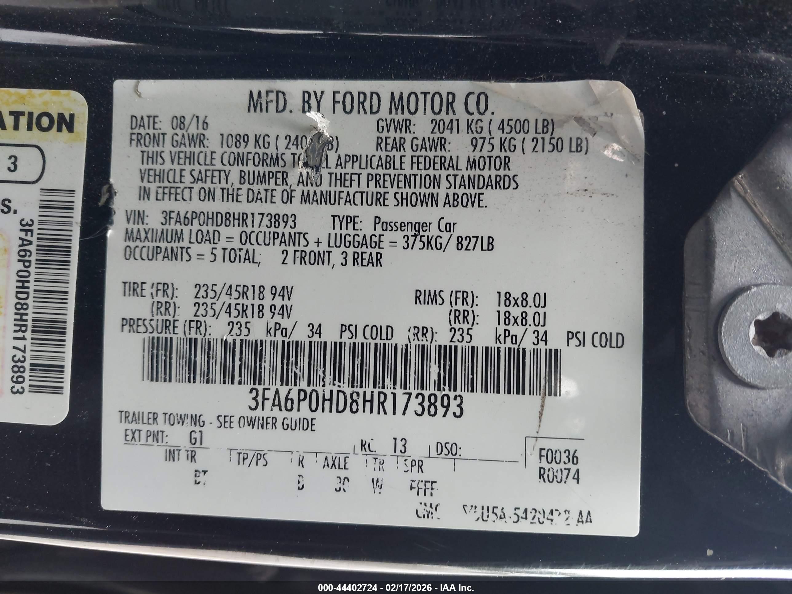 FORD FUSION image 9