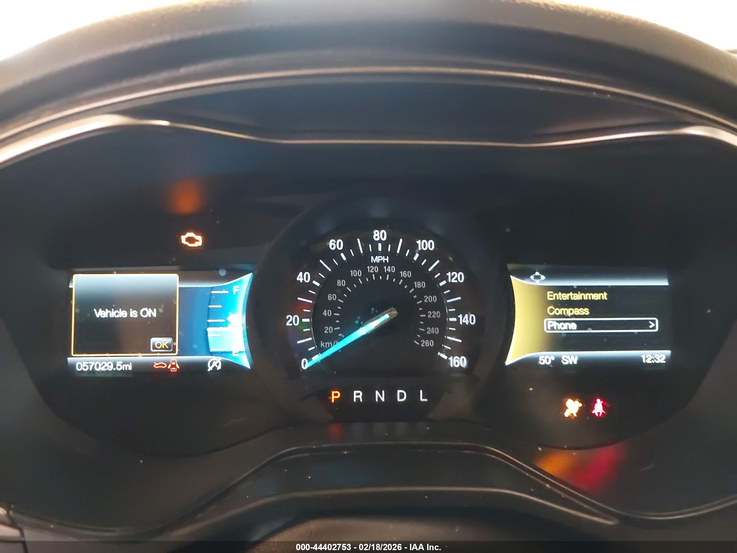 FORD FUSION image 7