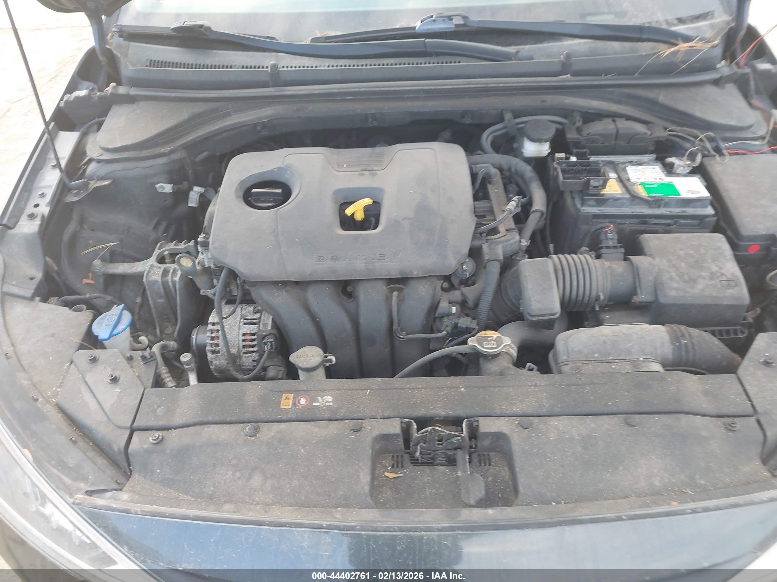 HYUNDAI ELANTRA image 10
