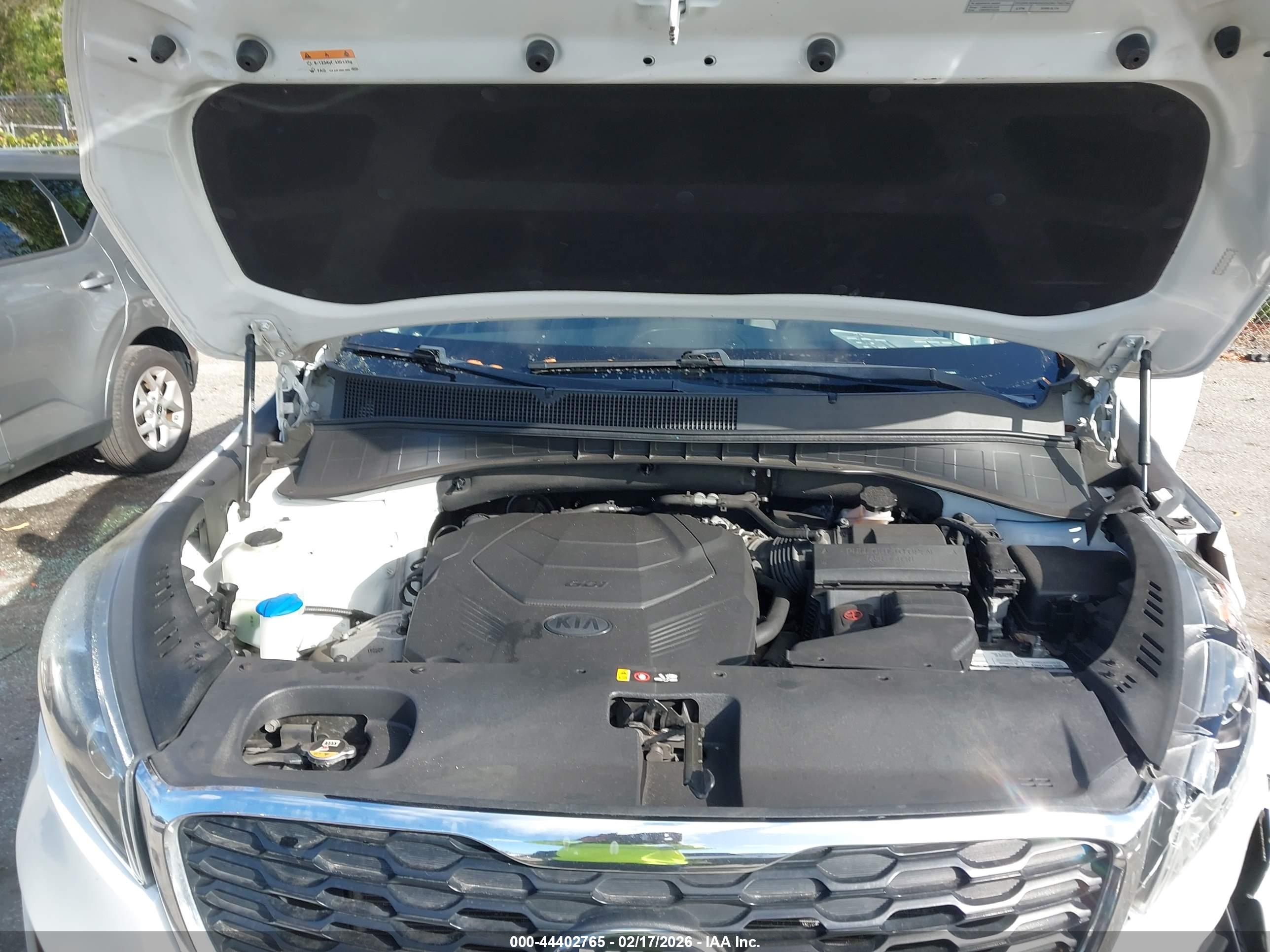 KIA SORENTO image 10