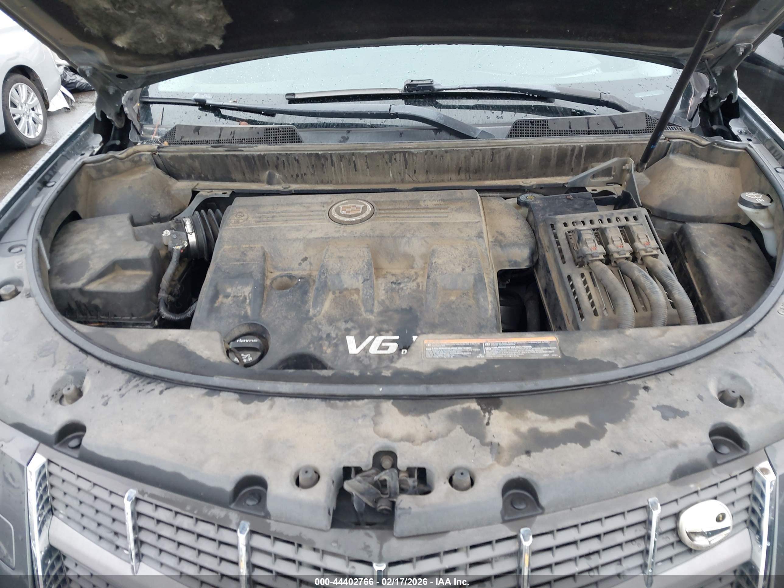 CADILLAC SRX image 10