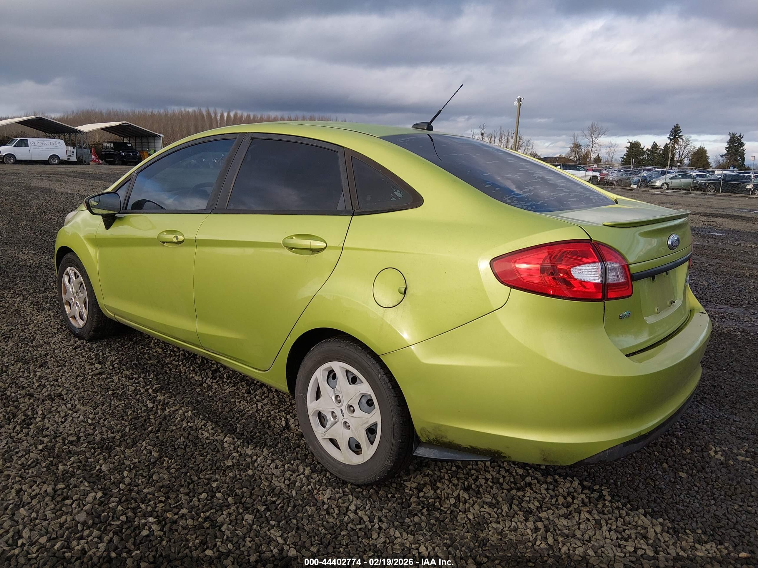 FORD FIESTA image 3