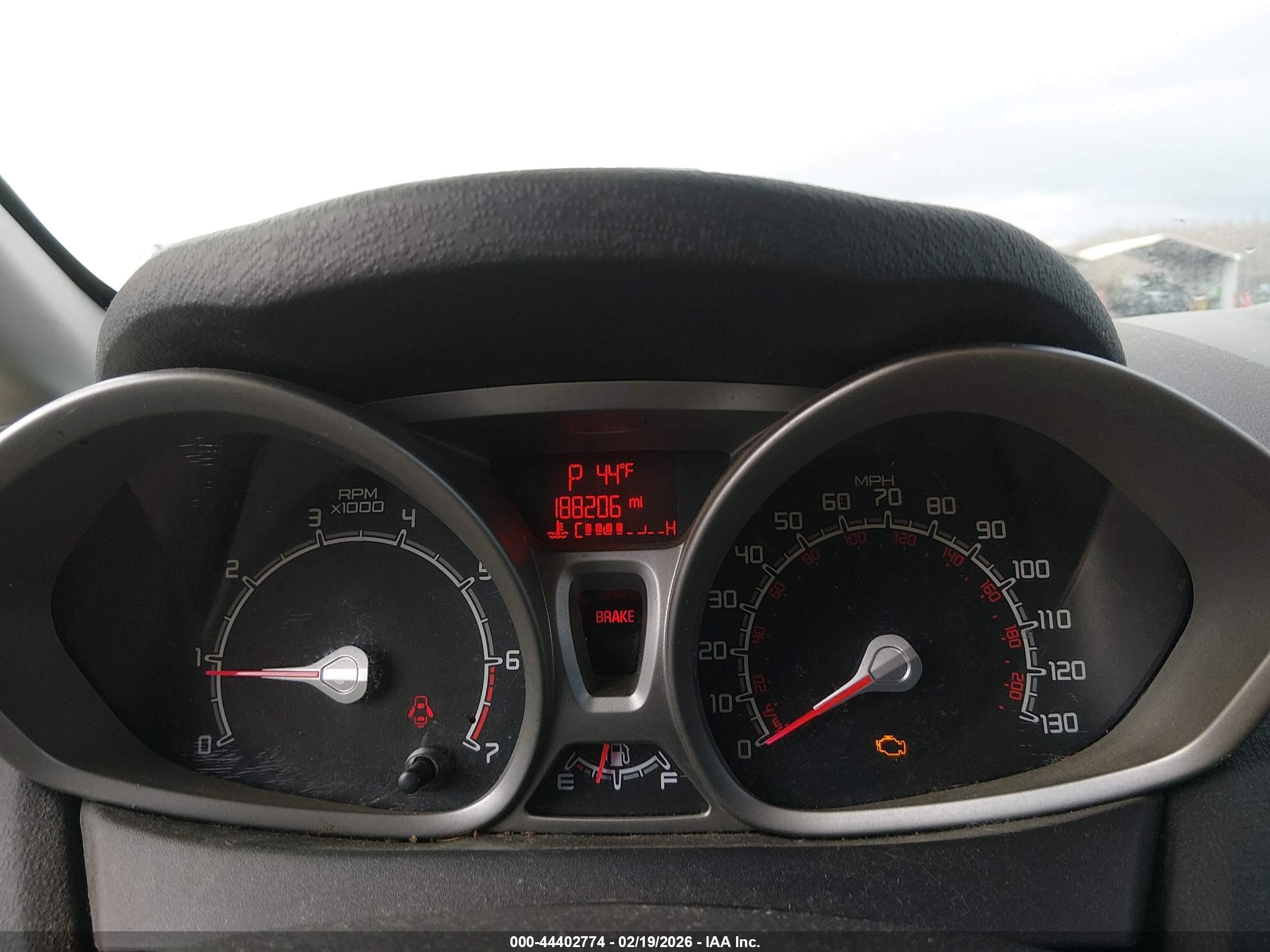 FORD FIESTA image 7