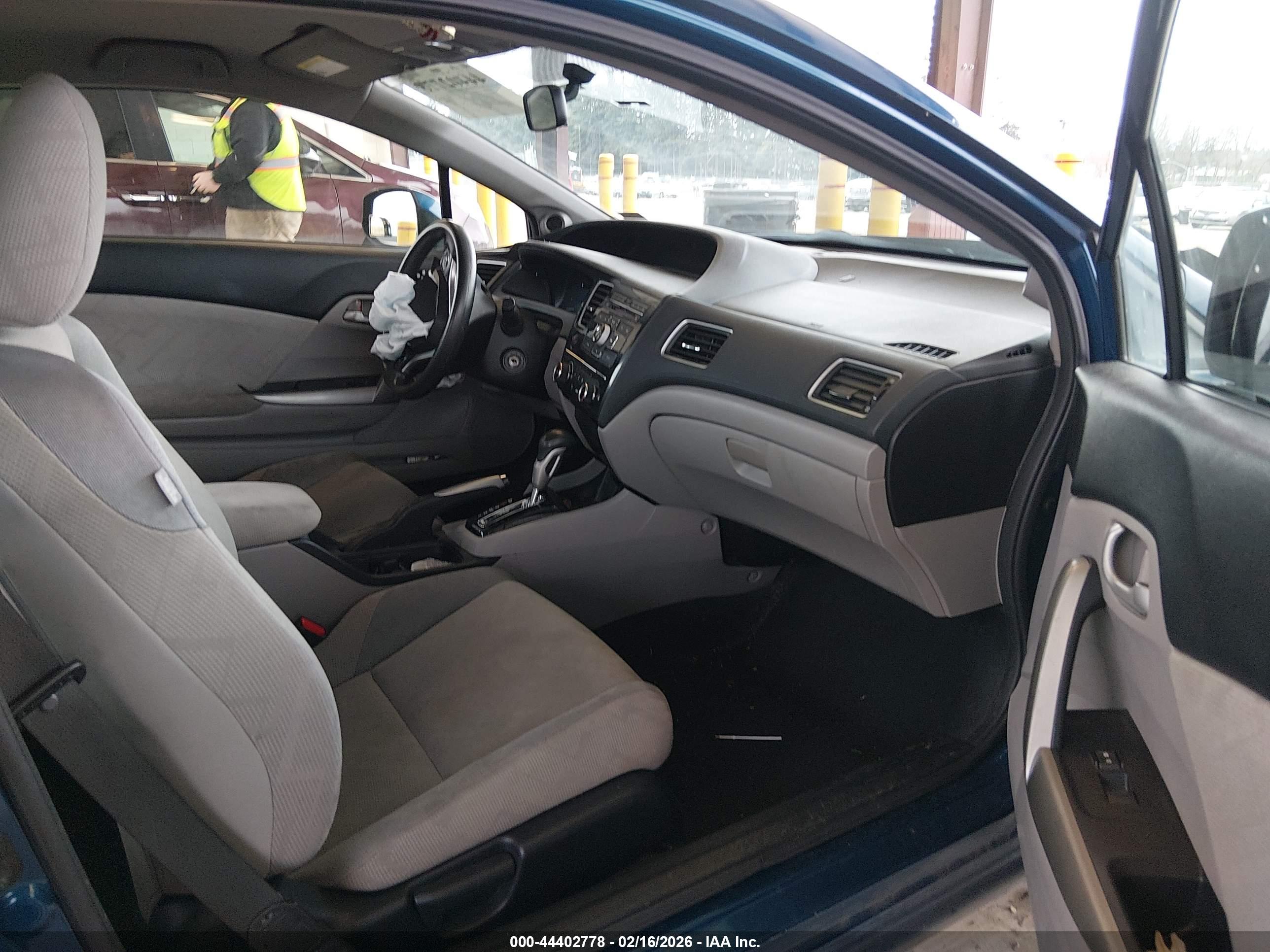 HONDA CIVIC image 5