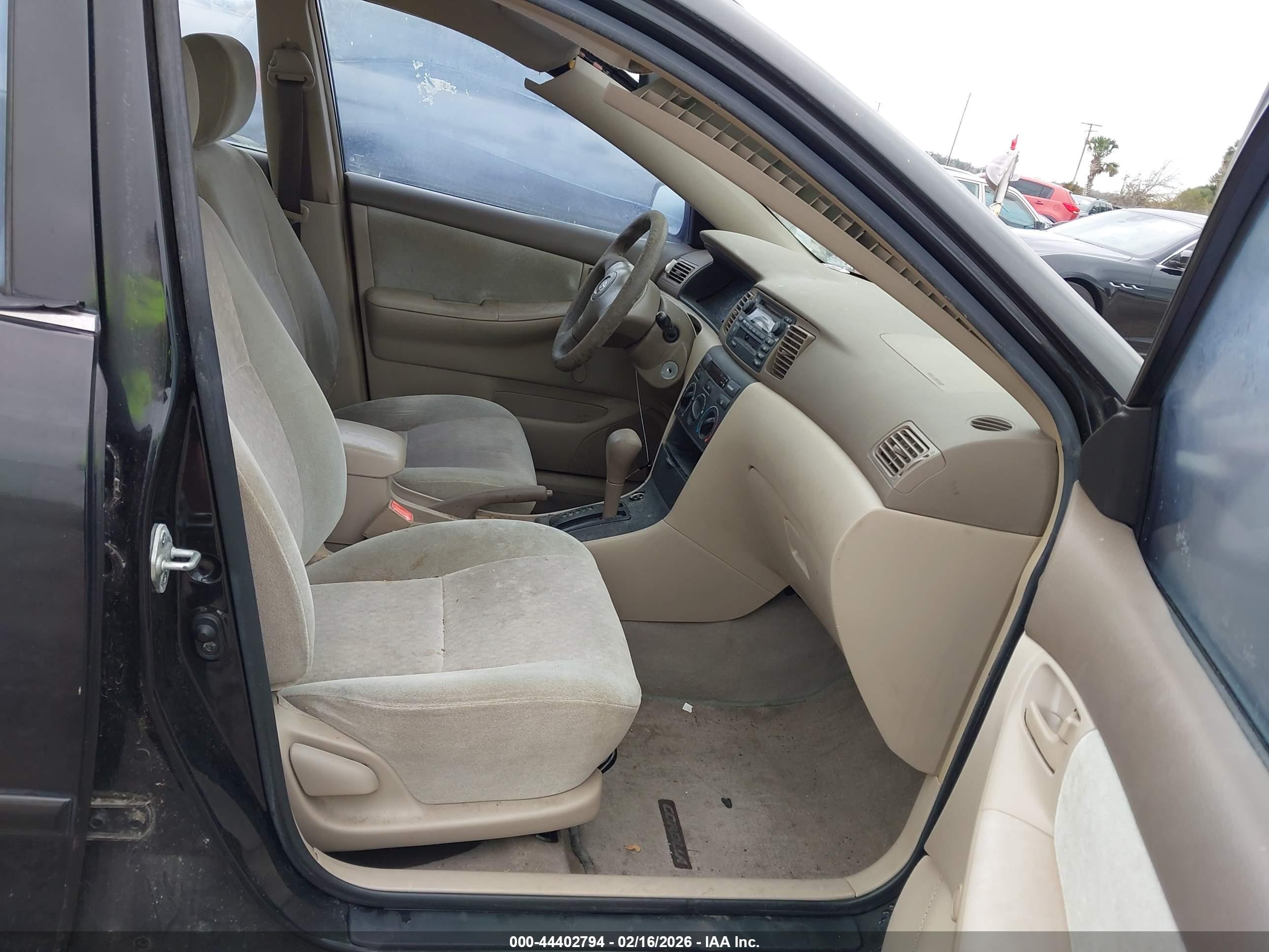 TOYOTA COROLLA image 5