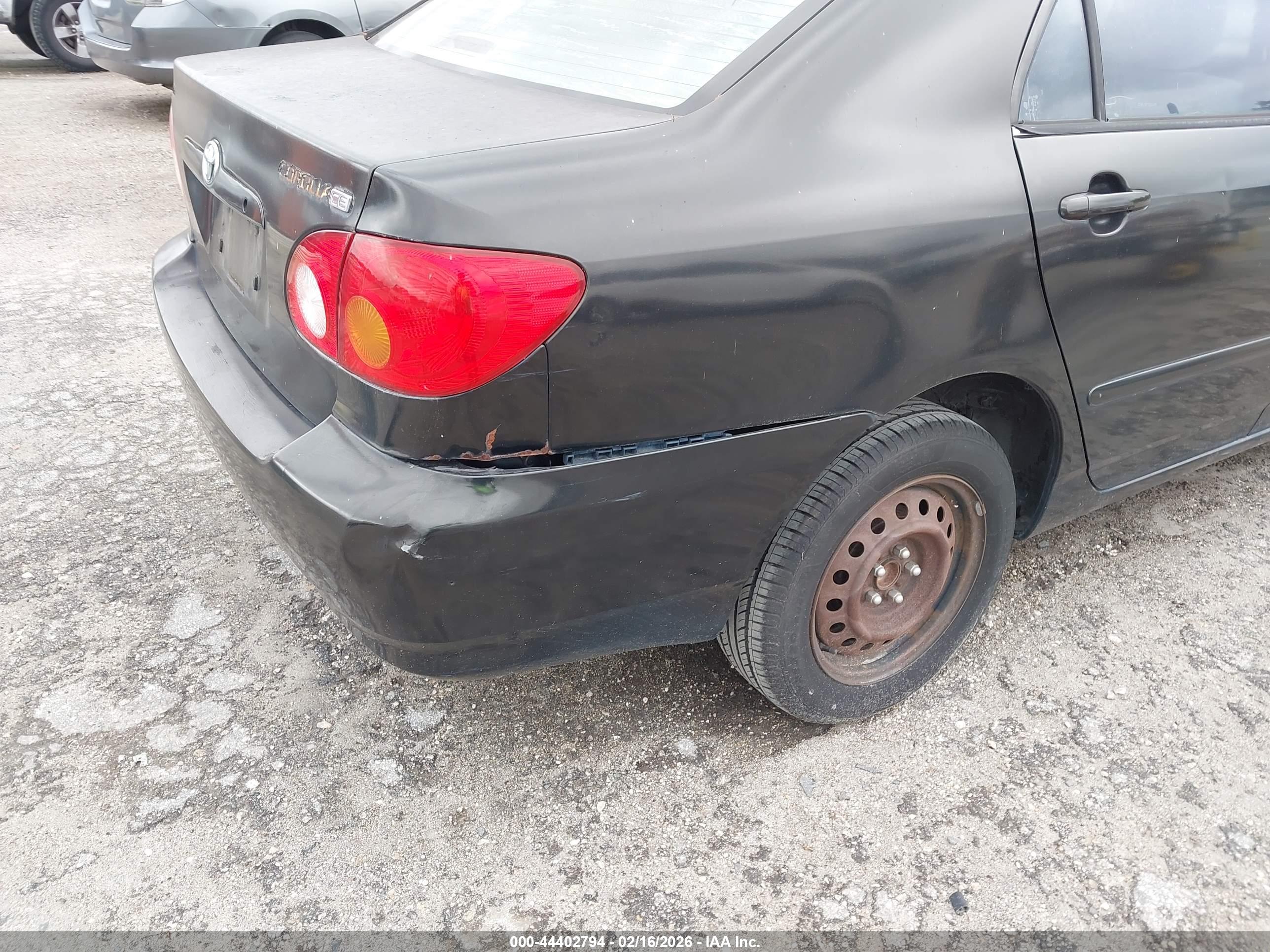 TOYOTA COROLLA image 6