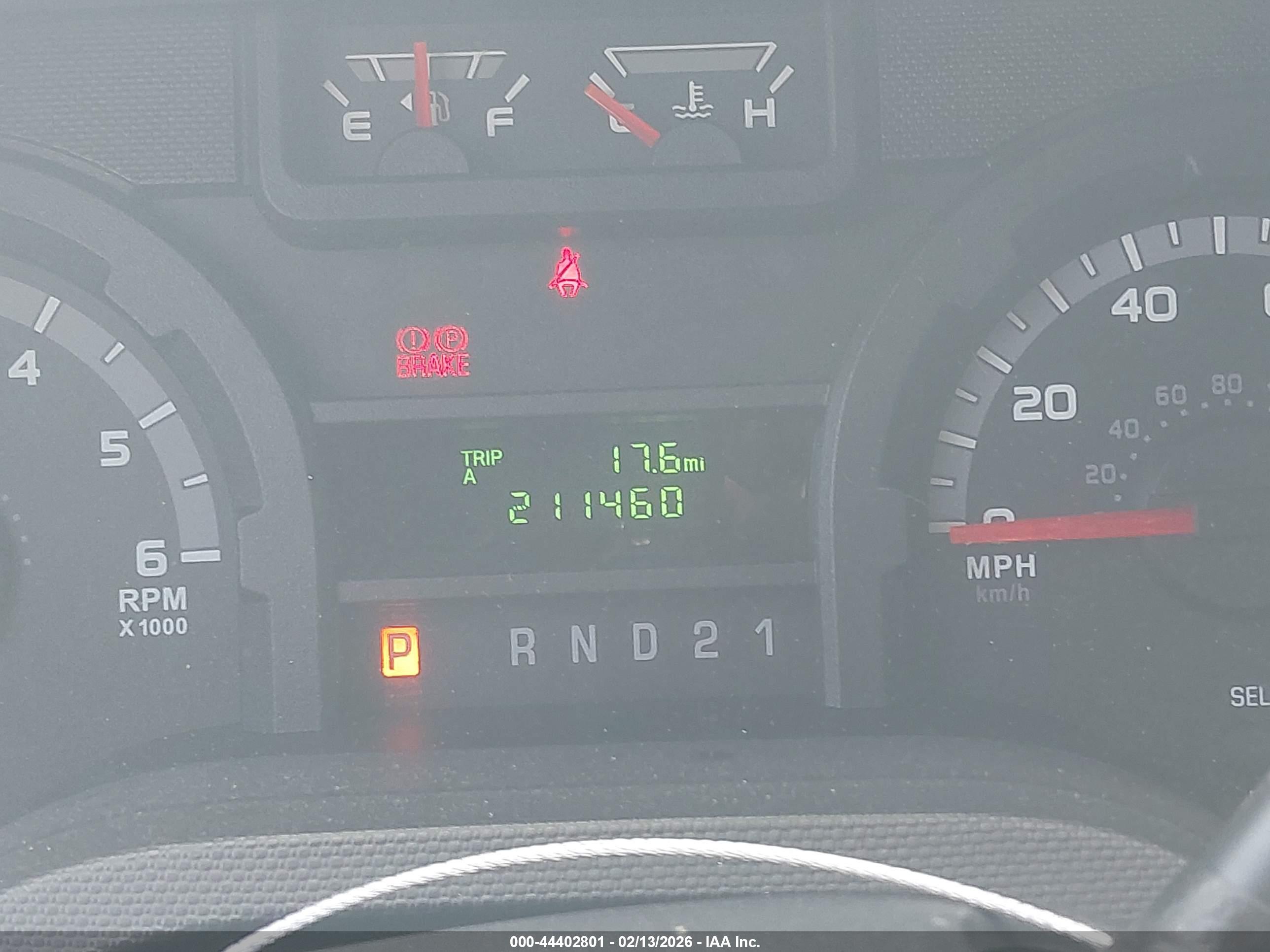 FORD E-150 image 7